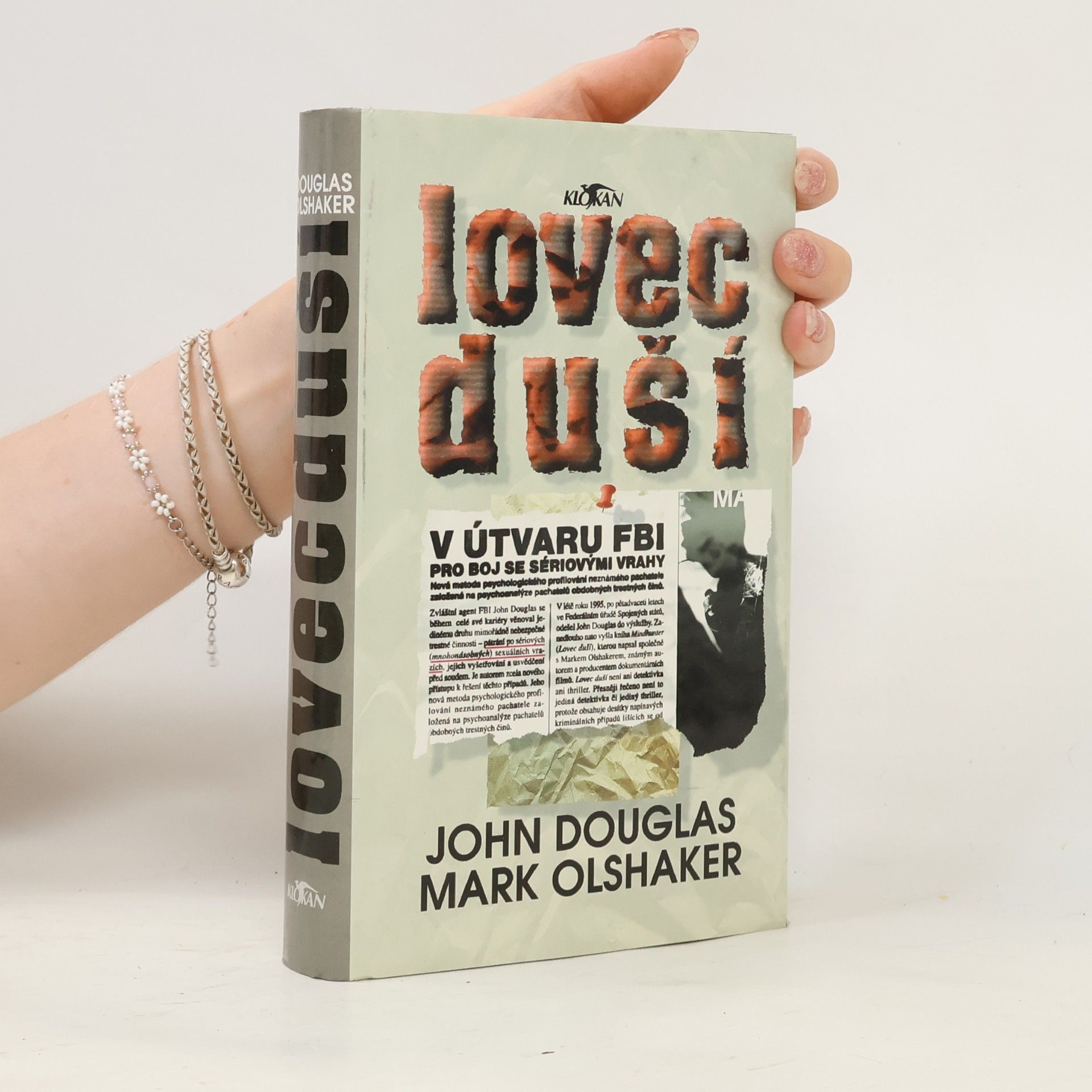 John E. Douglas Lovec duší