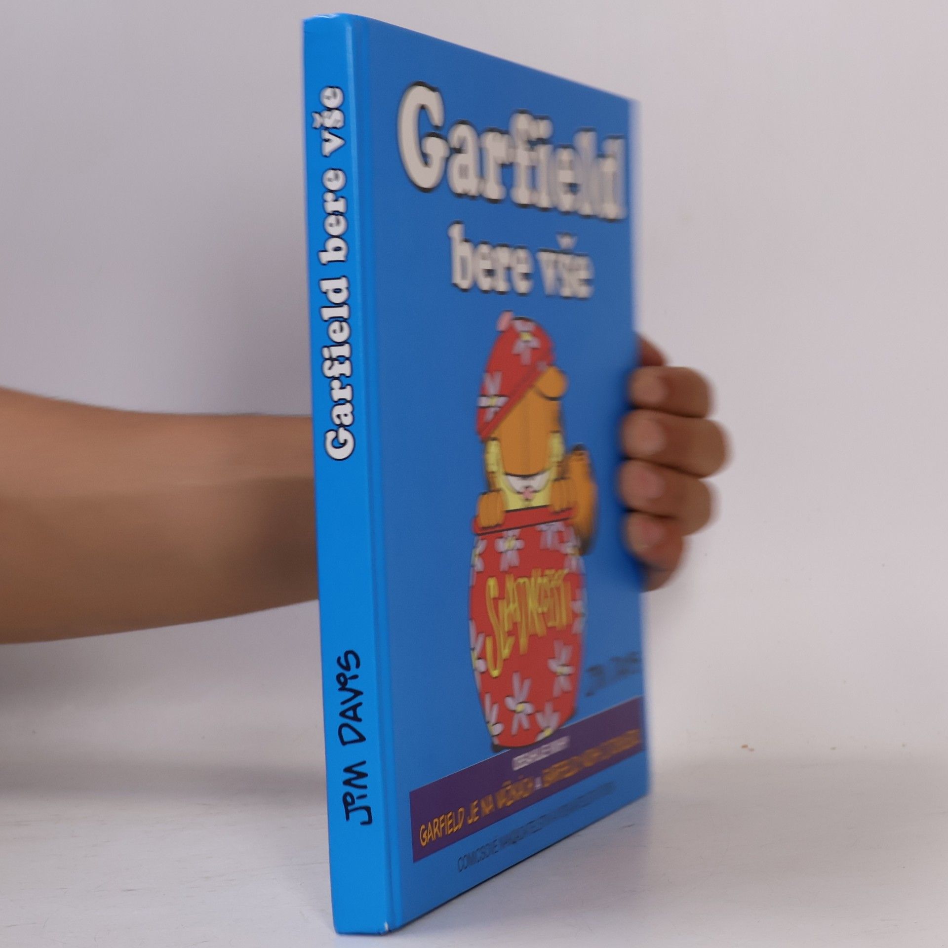 Jim Davis Garfield bere vše