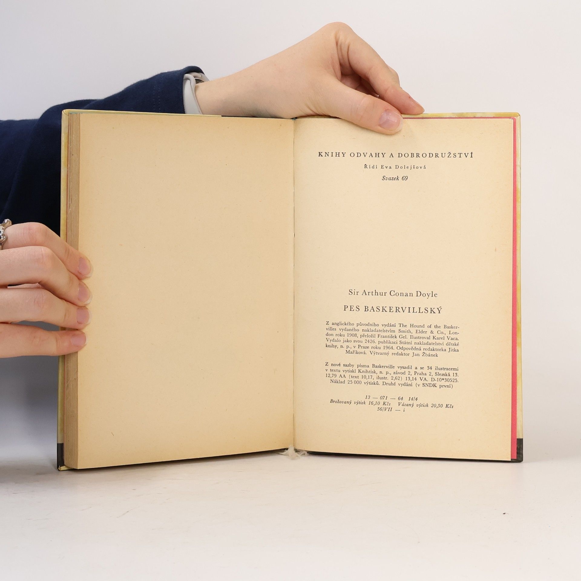 Arthur Conan Doyle Pes Baskervillský