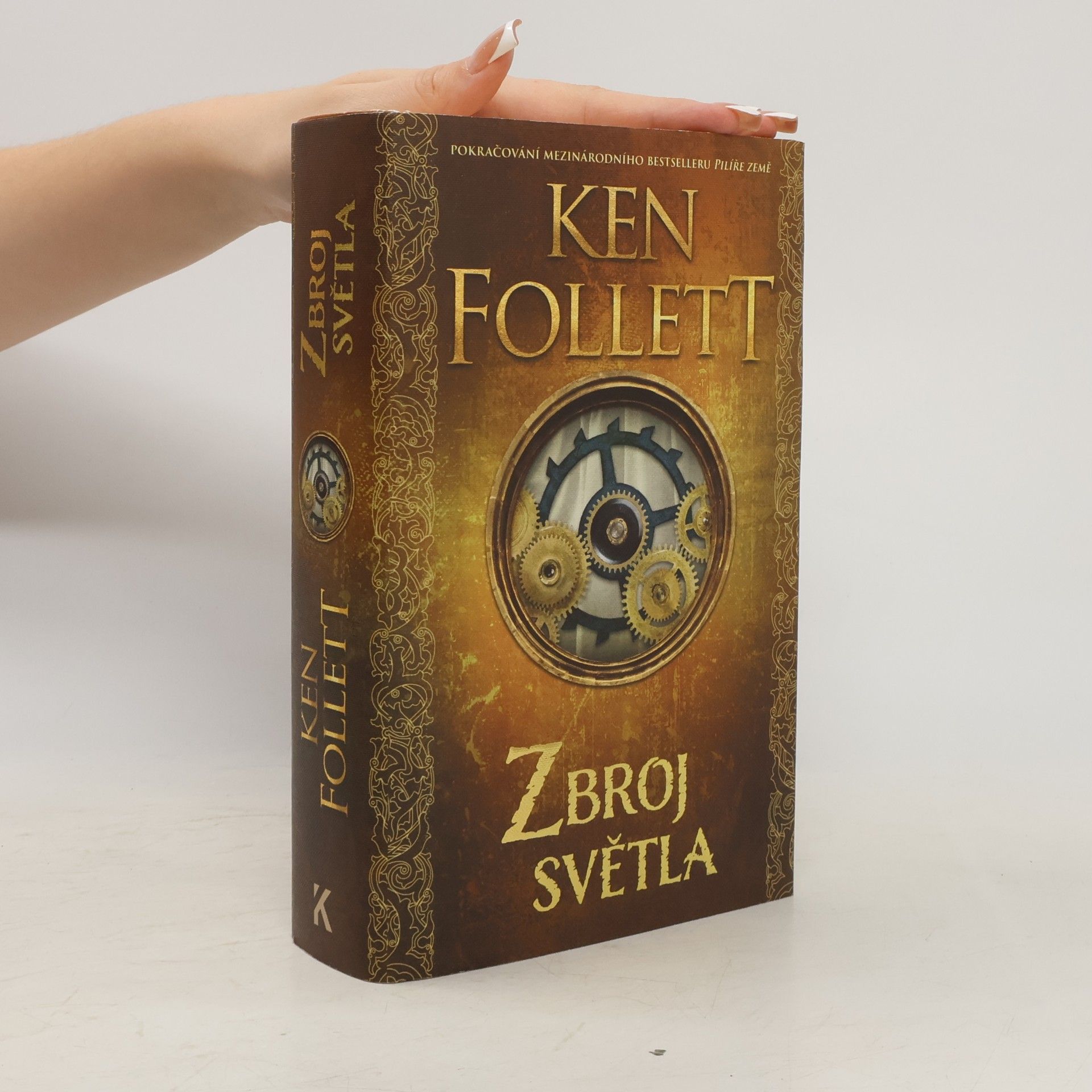 Ken Follett Zbroj světla