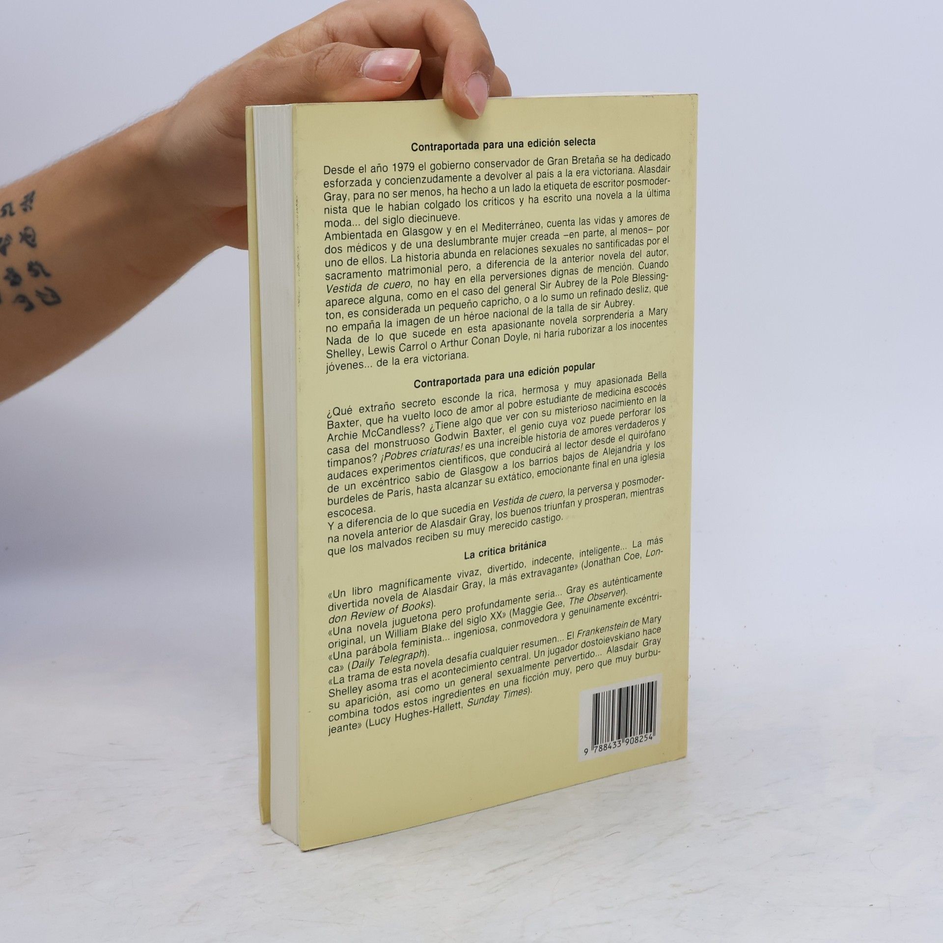 Alasdair Gray Panorama de narrativas - 355: ¡Pobres criaturas!