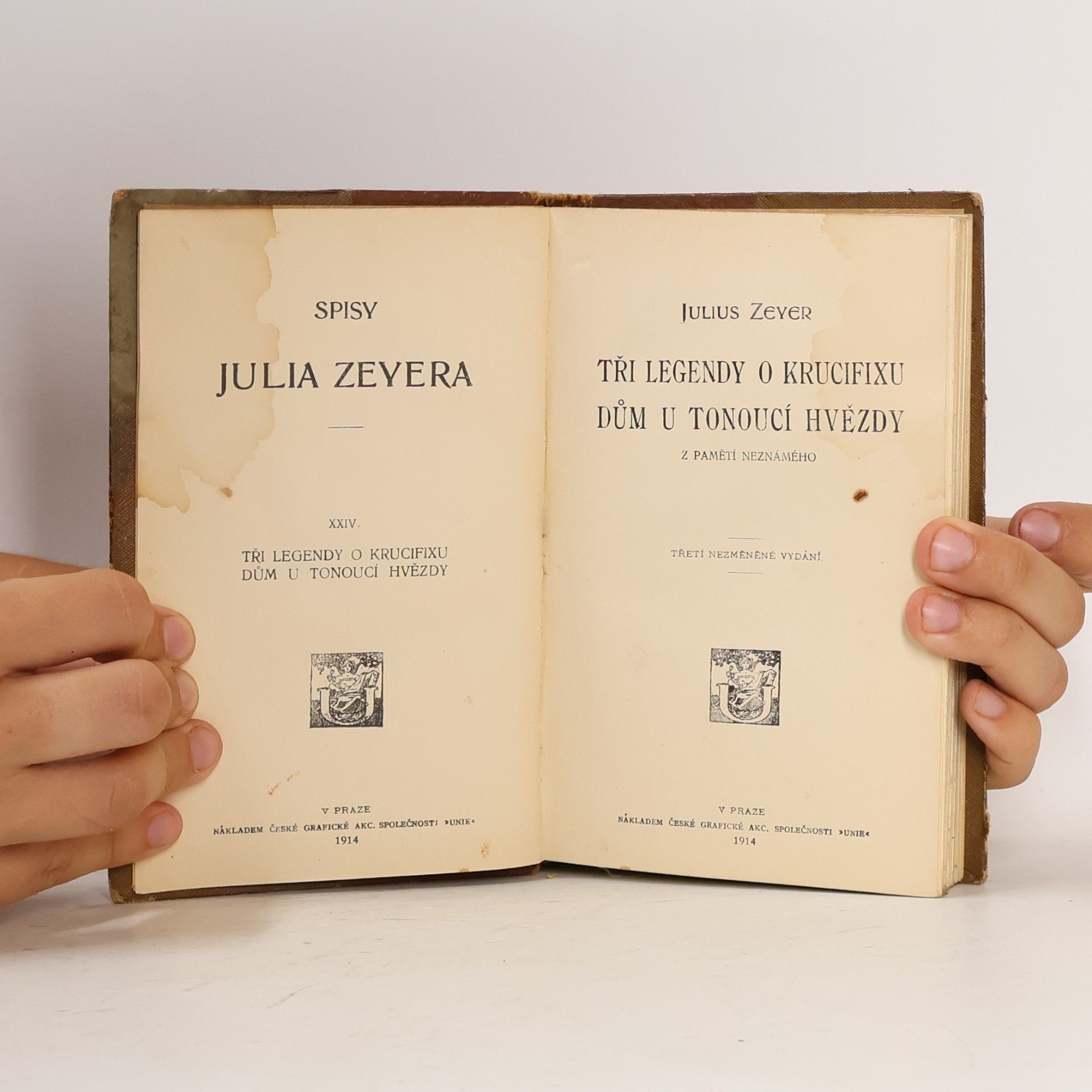 Julius Zeyer Tří legendy o krucifixu. Dům u tonoucí hvězdy
