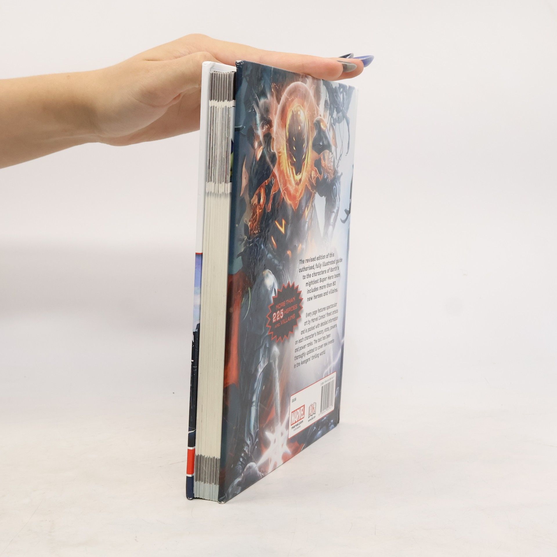 Various authors Marvel The Avengers The Ultimate Character Guide