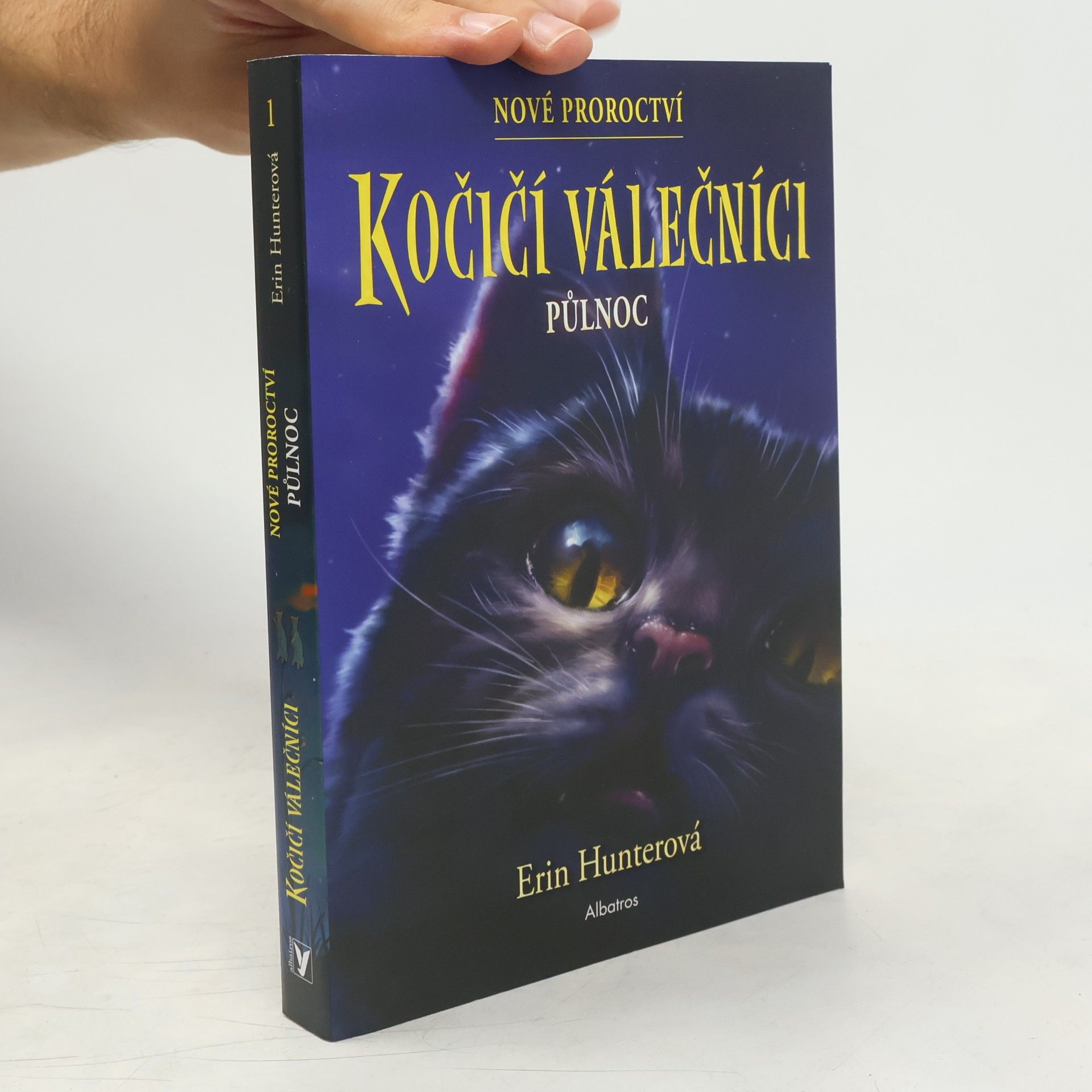 Erin Hunter Kočičí válečníci: Půlnoc