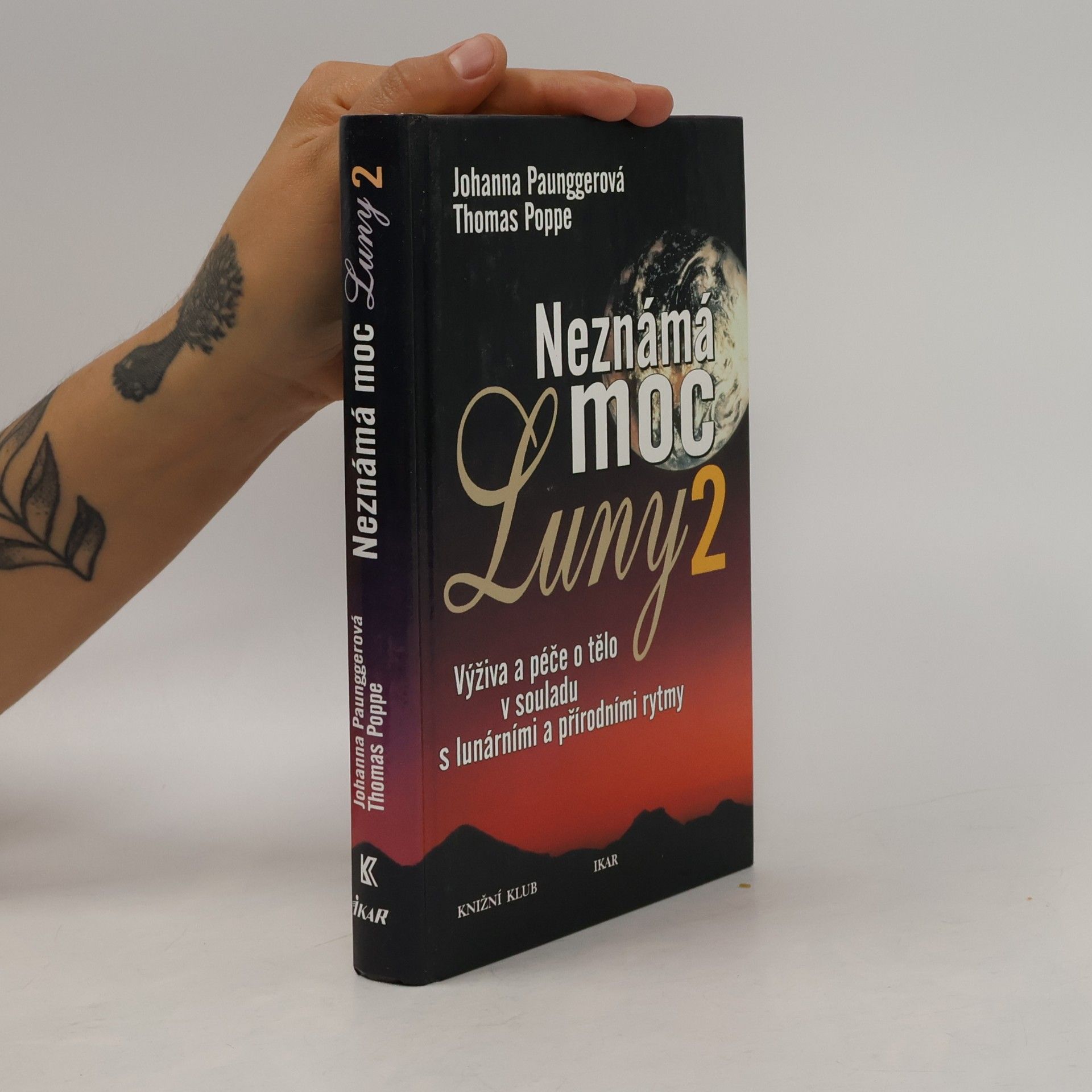 Neznámá moc Luny. 2