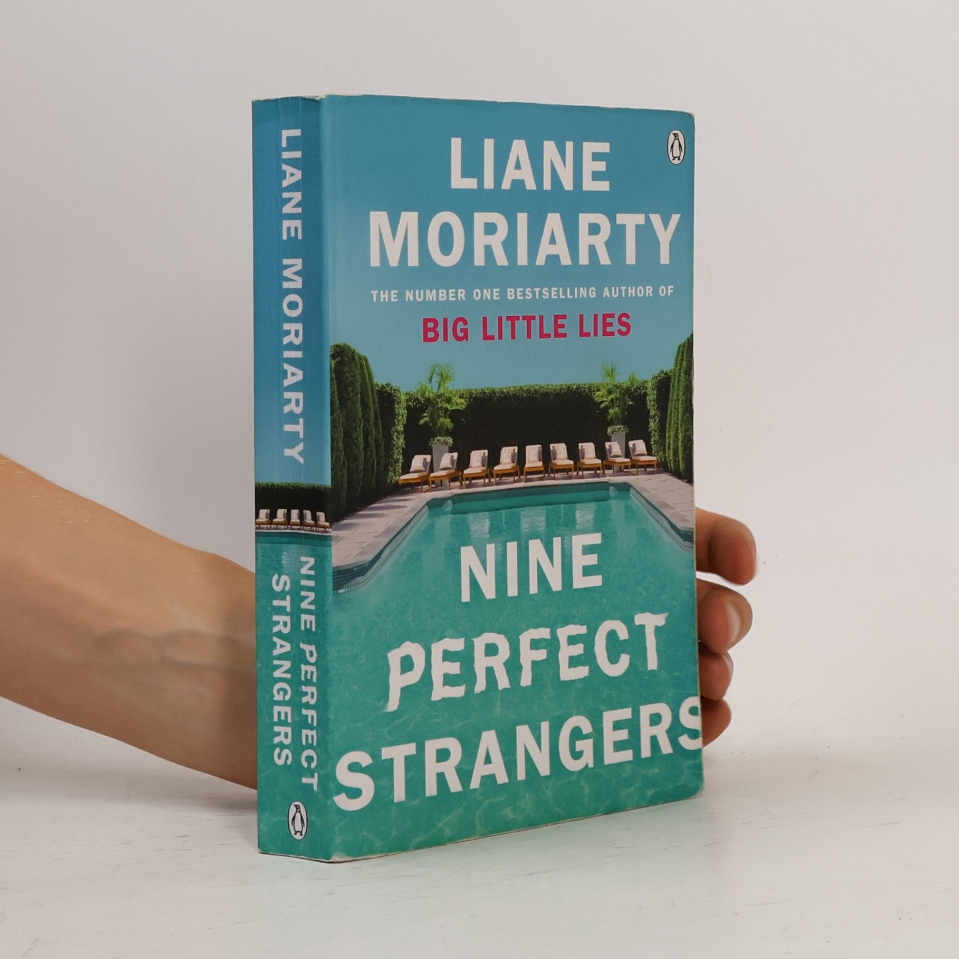 Liane Moriarty Nine perfect strangers