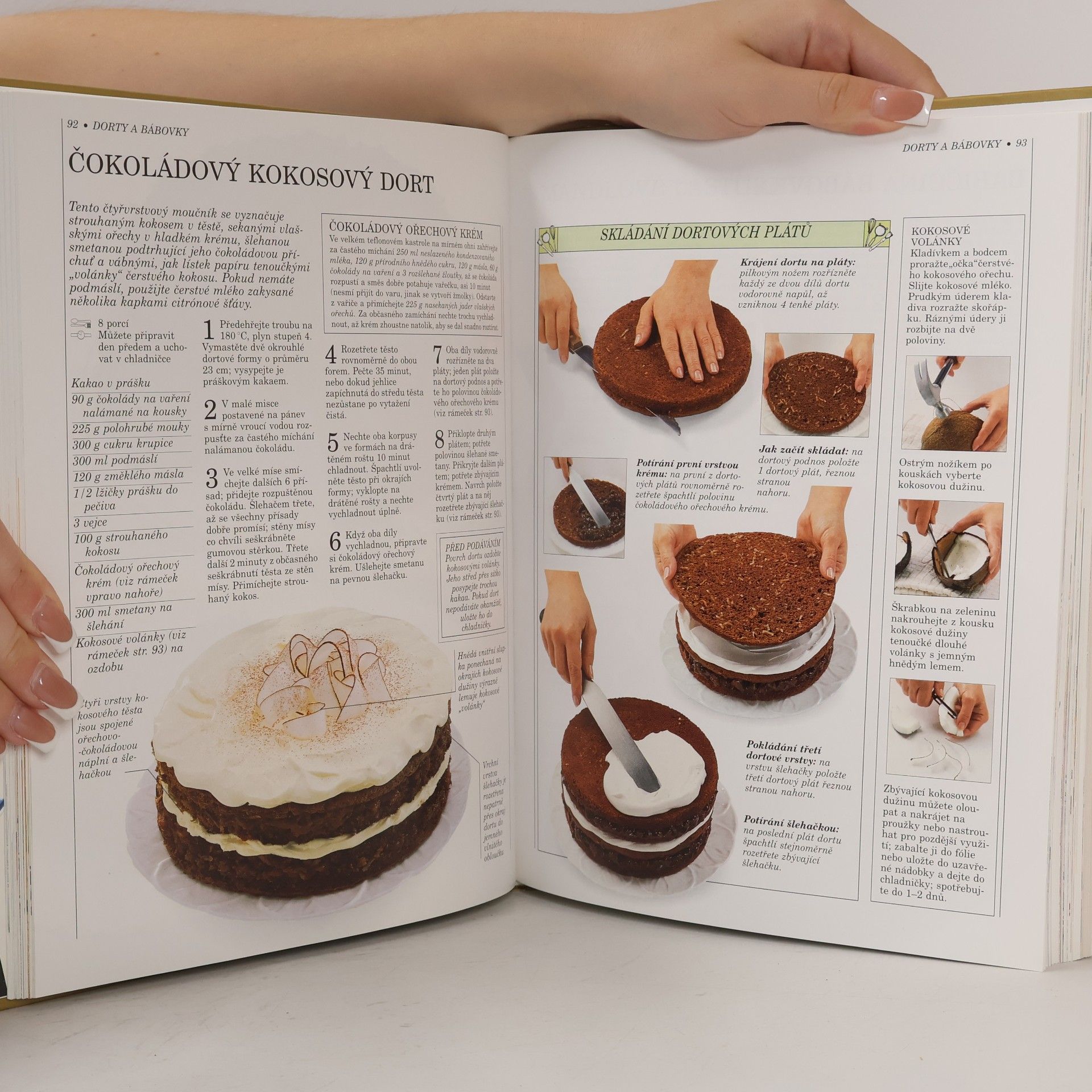 Mary Berry Dezerty a cukroví
