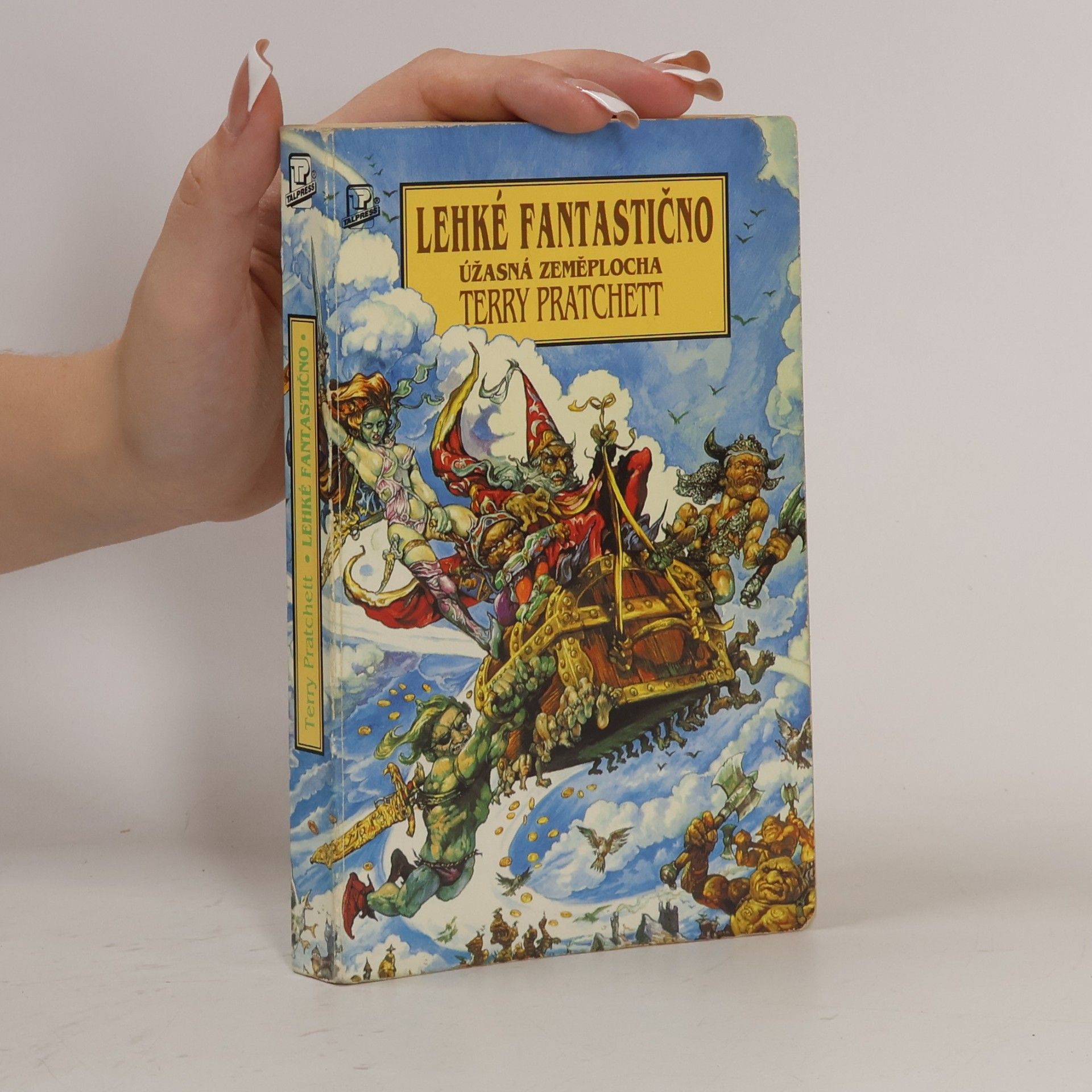 Terry Pratchett Lehké fantastično