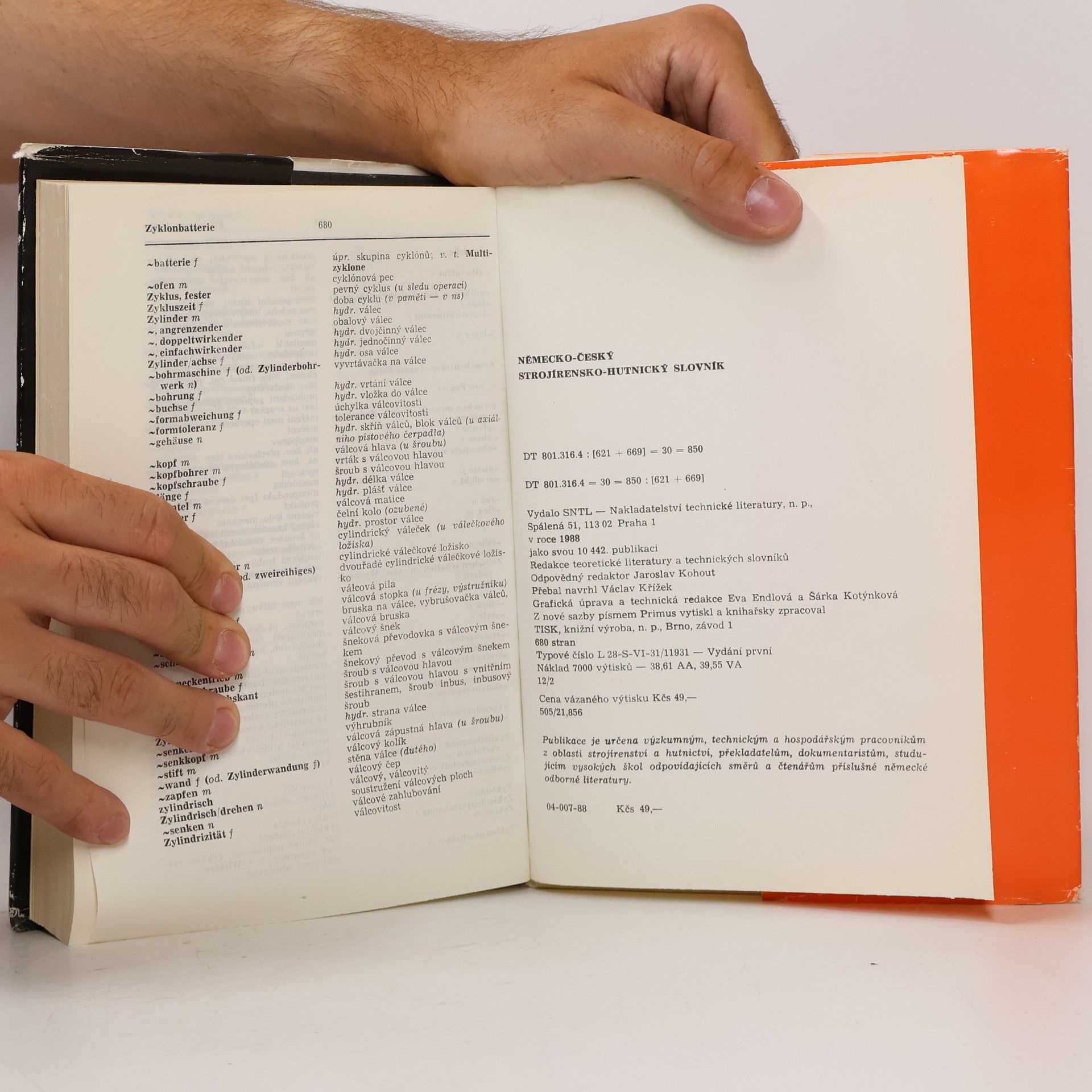 Autorenkollektiv Německo-český strojírensko-hutnický slovník
