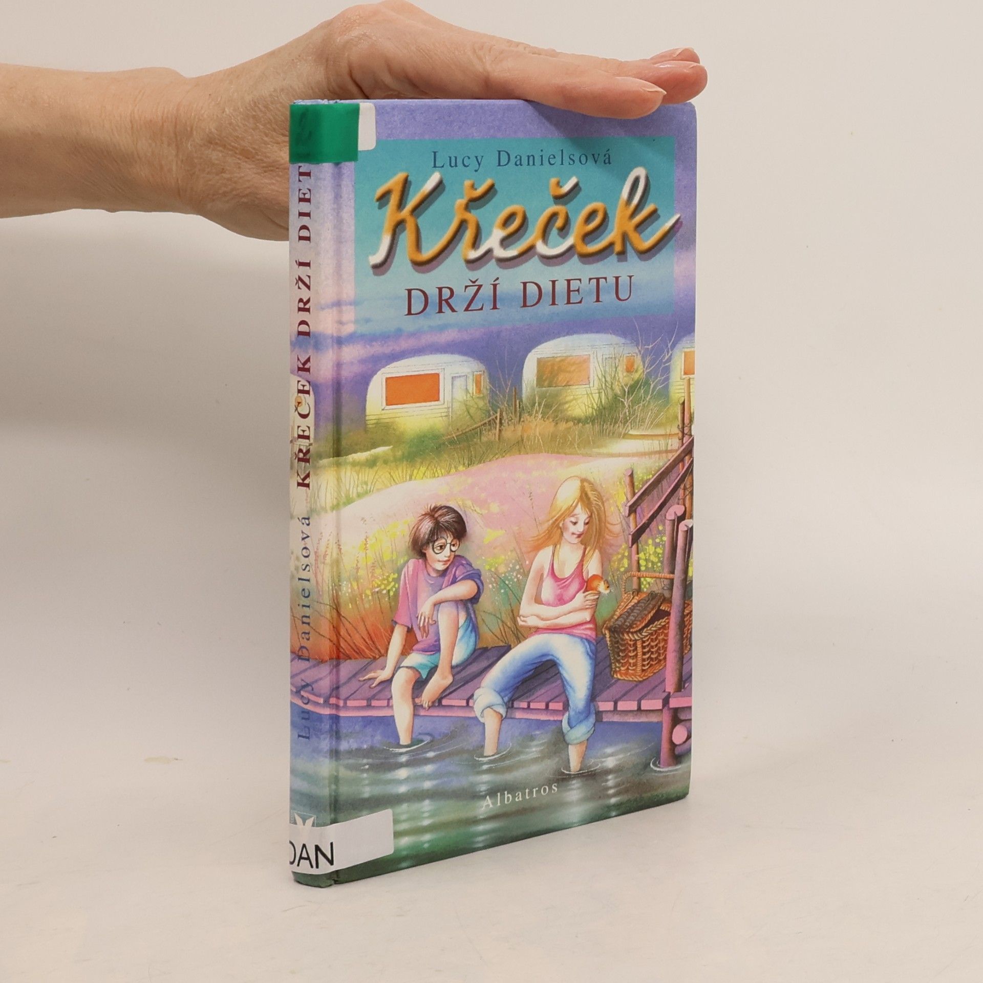 Lucy Daniels Křeček drží dietu