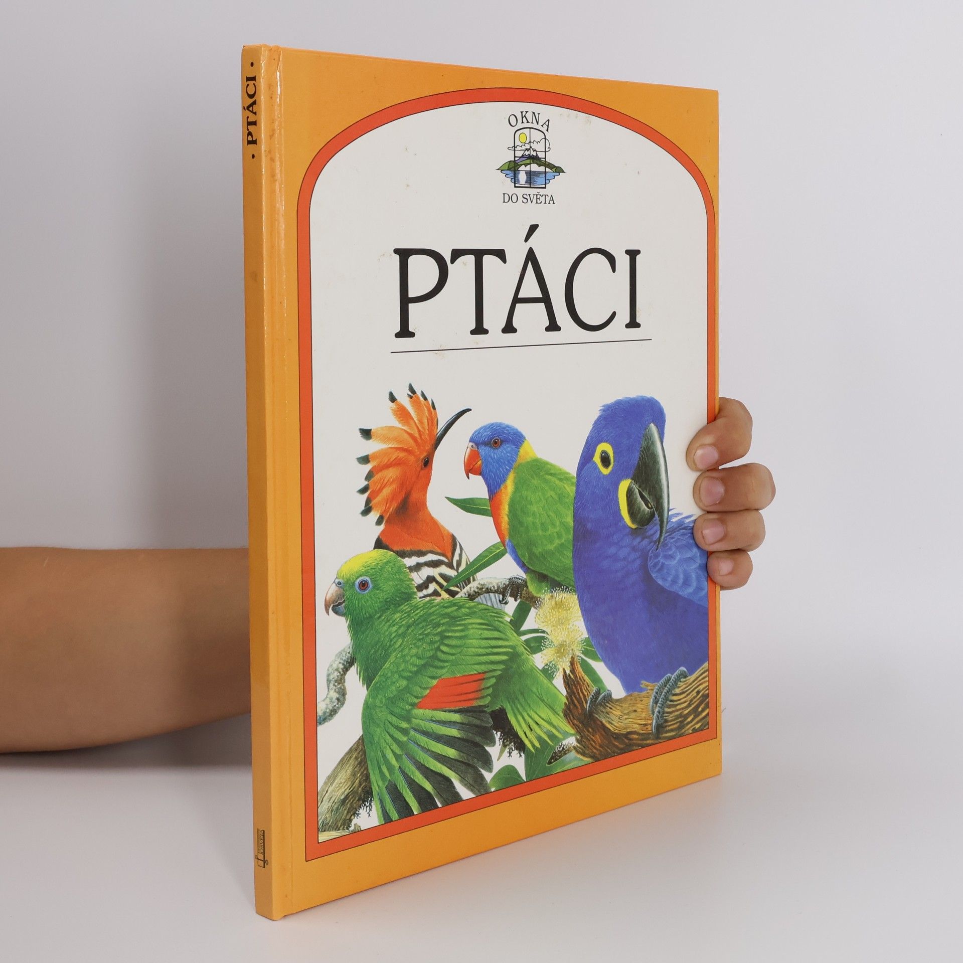 David Burnie Ptáci