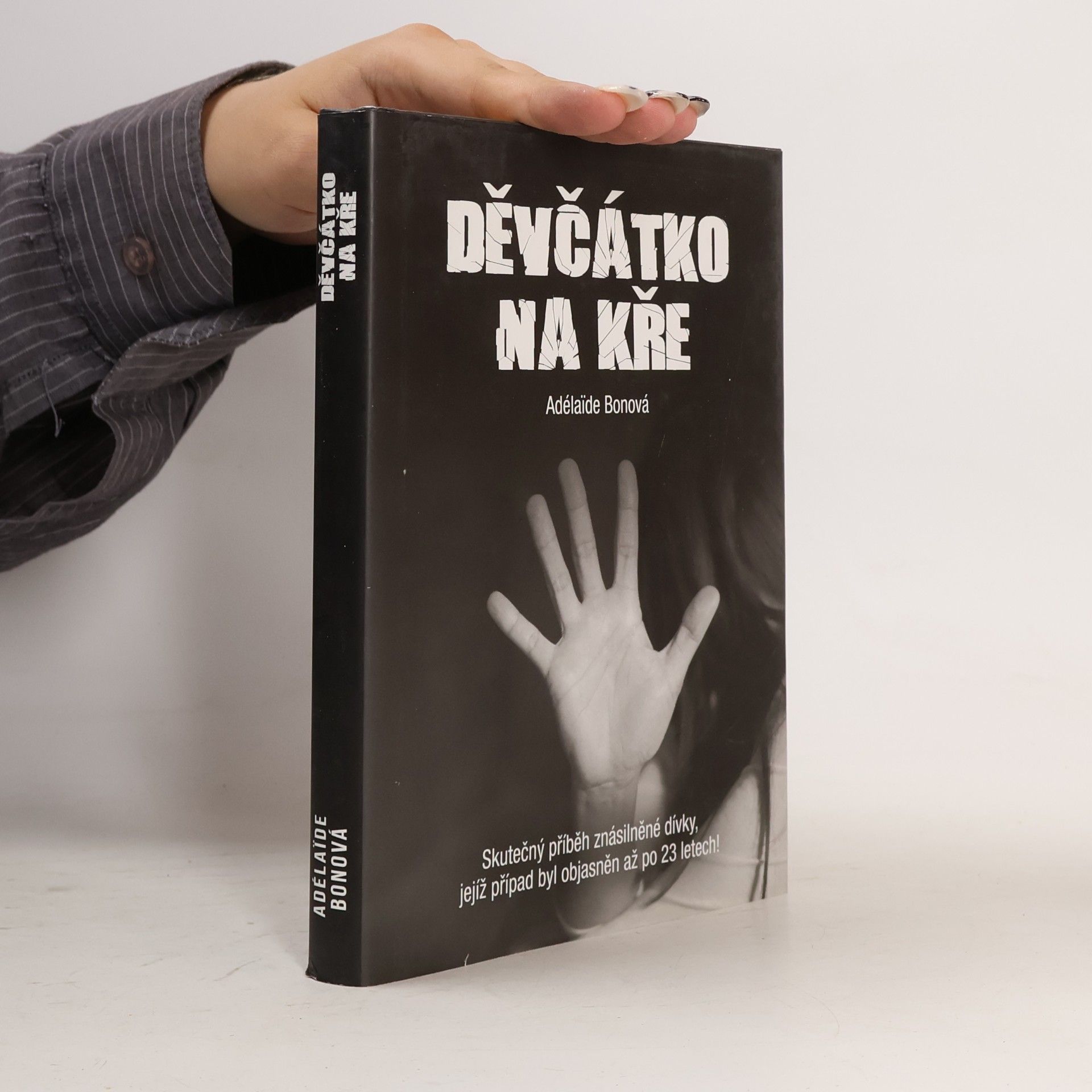Adélaïde Bon Děvčátko na kře