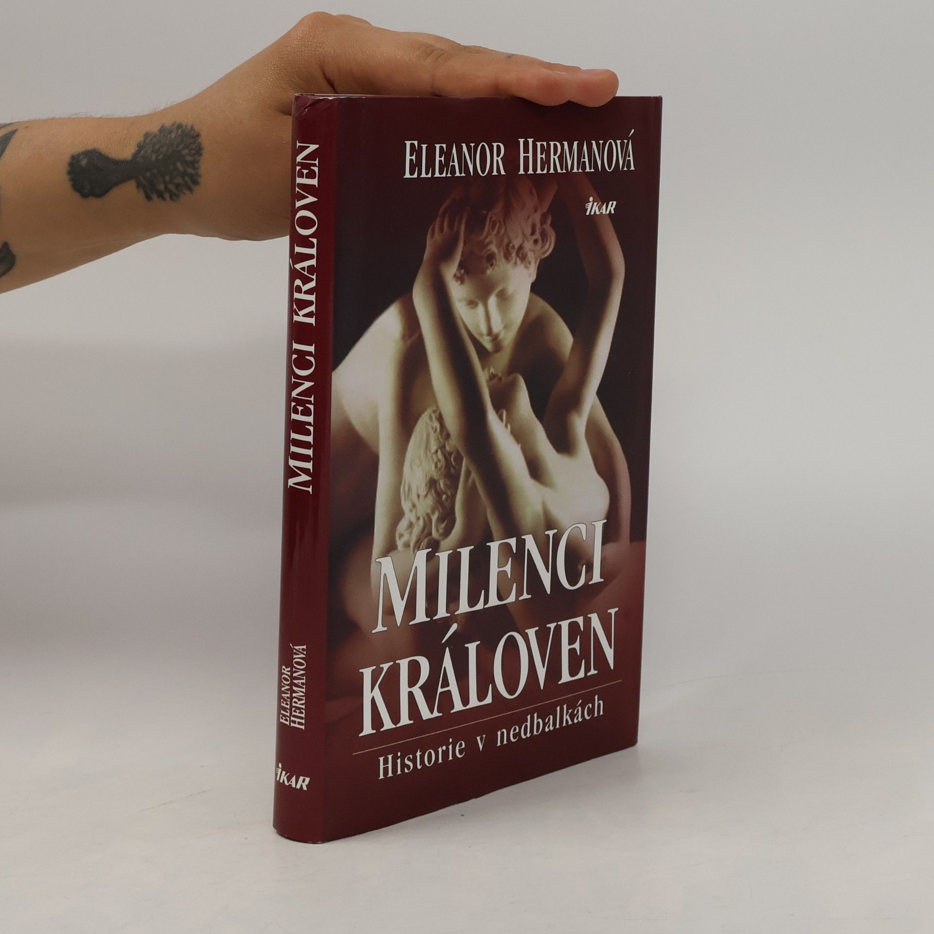 Eleanor Herman Milenci královen