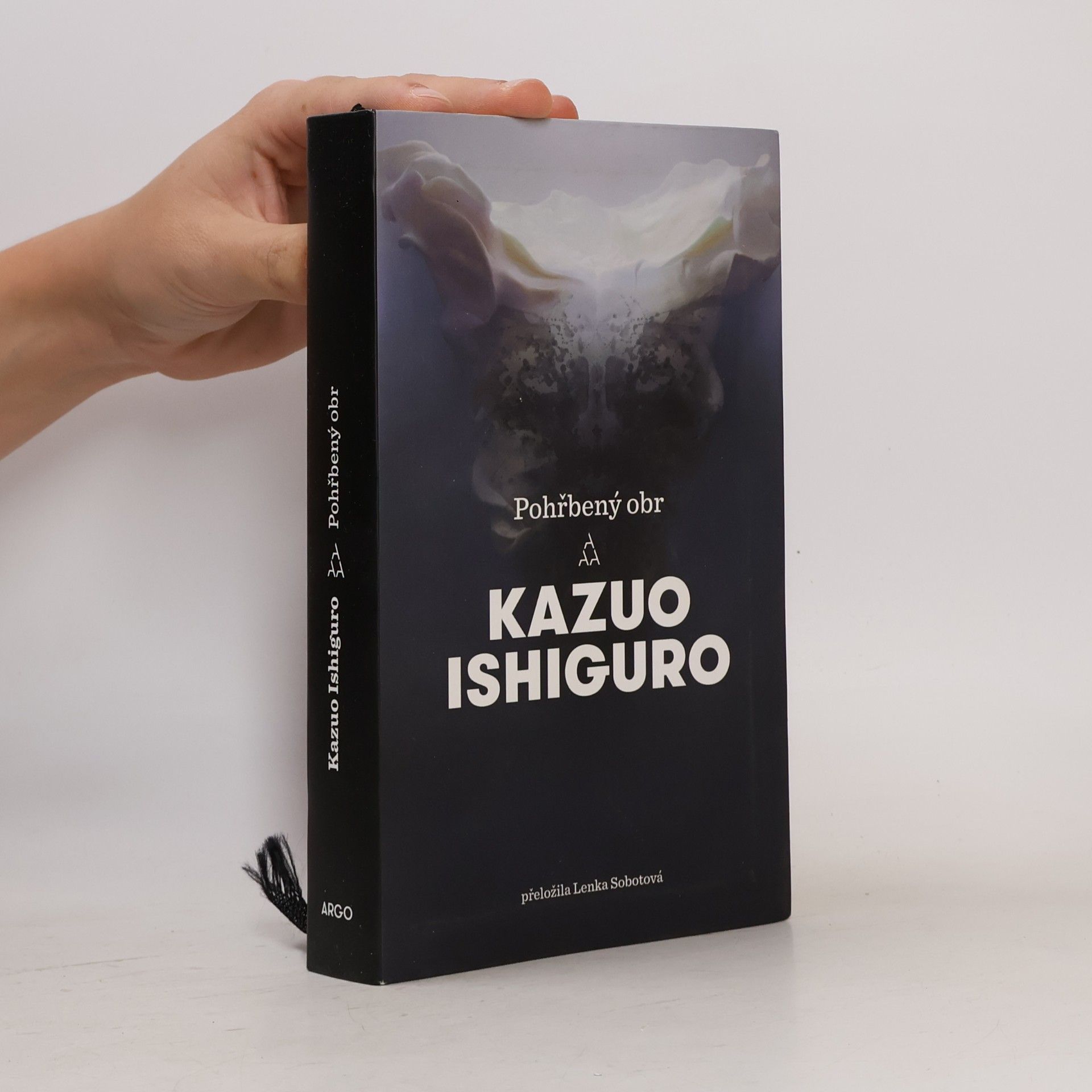 Kazuo Ishiguro Pohřbený obr