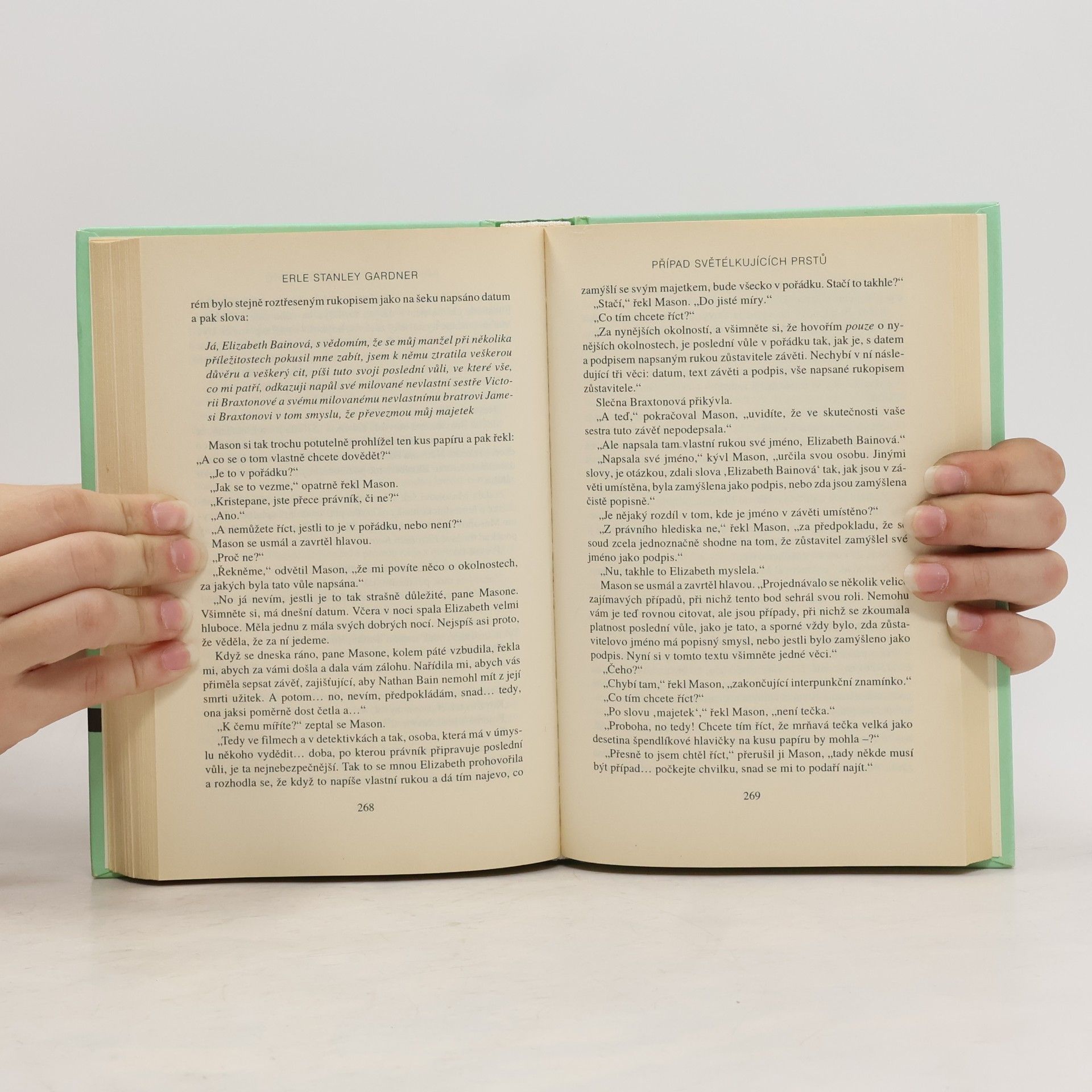 Erle Stanley Gardner Případ vyjícího psa / Případ světélkujících prstů