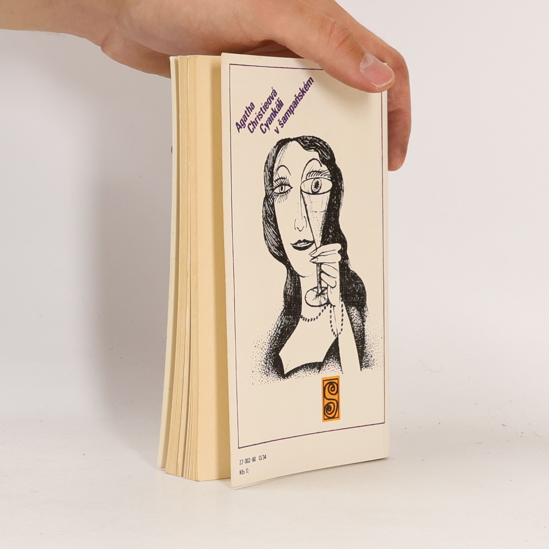 Agatha Christie Cyankáli v šampaňském