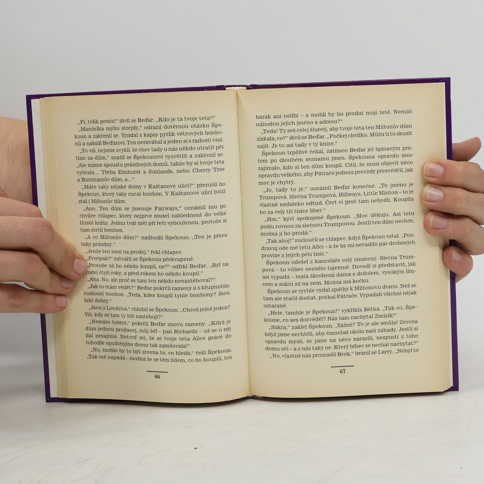 Enid Blyton Tajemství tajného pokoje