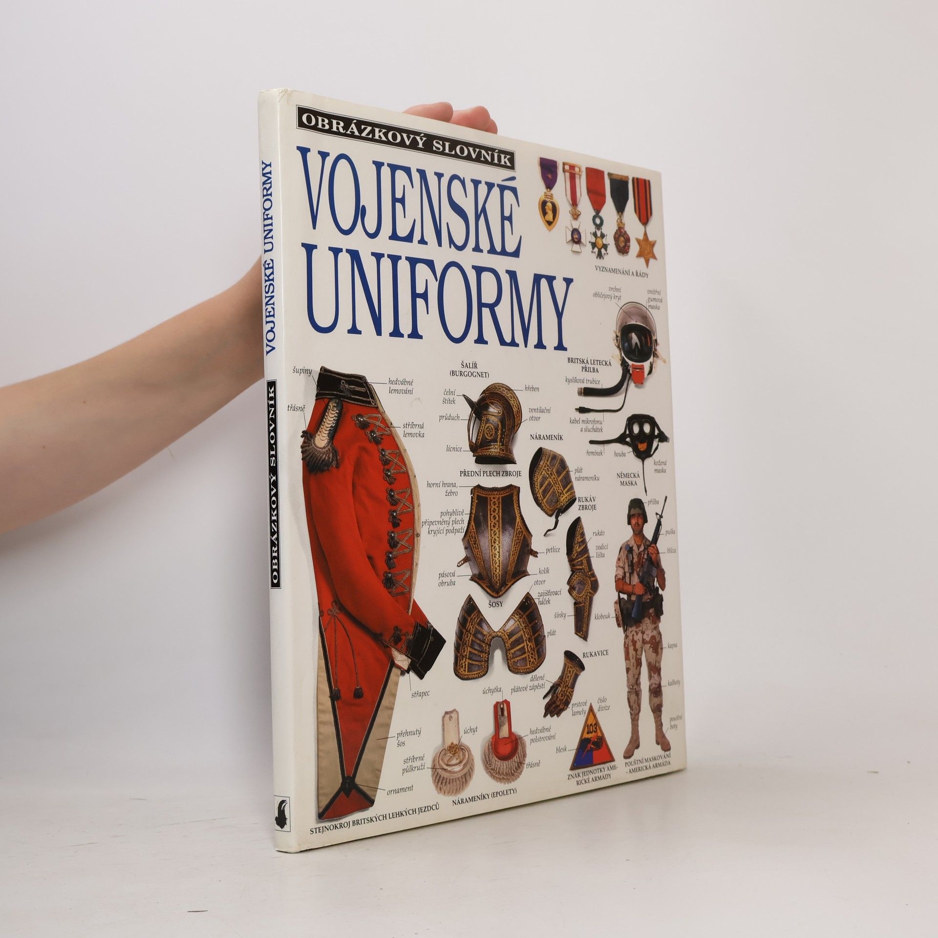Vojenské uniformy a výstroj