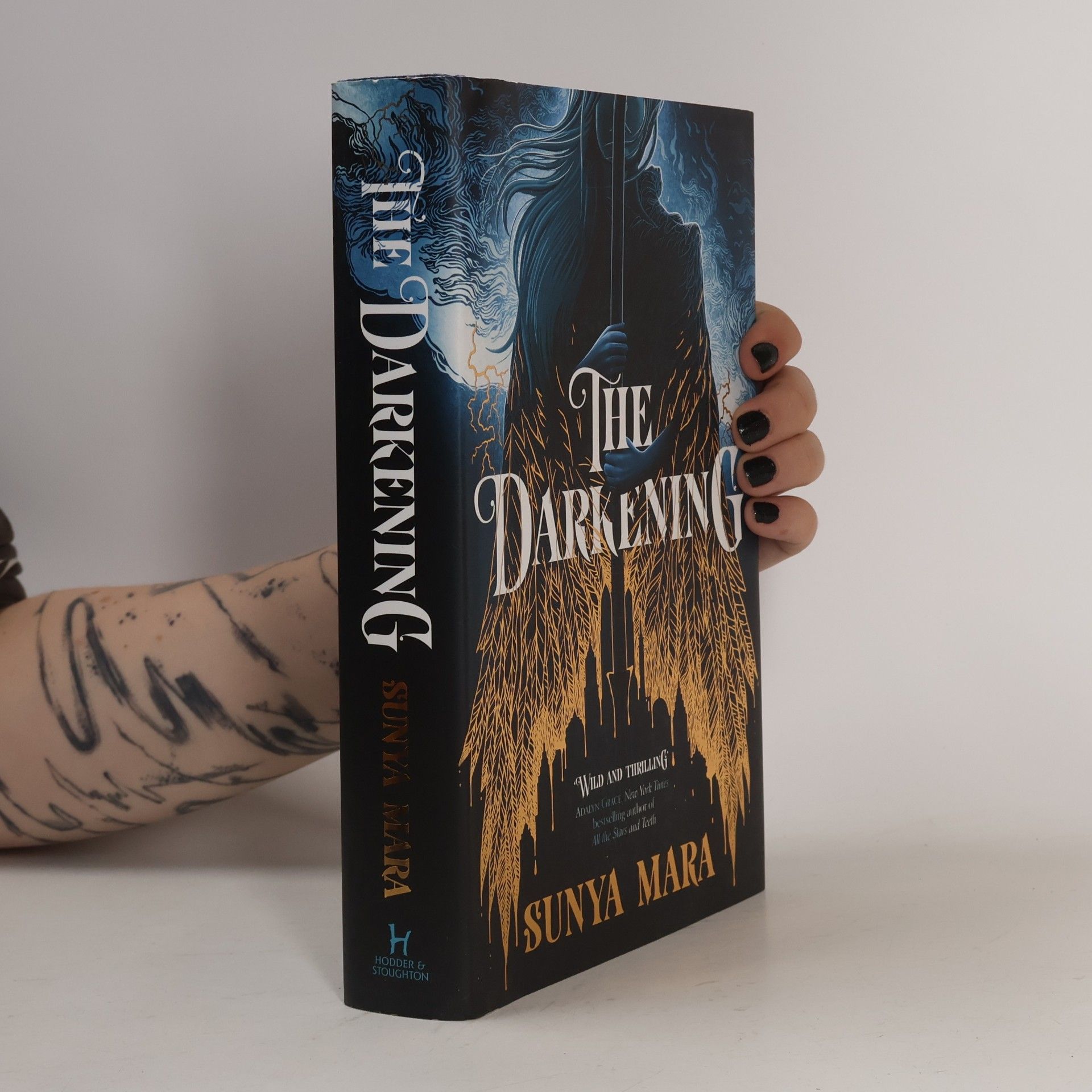 Sunya Mara The Darkening