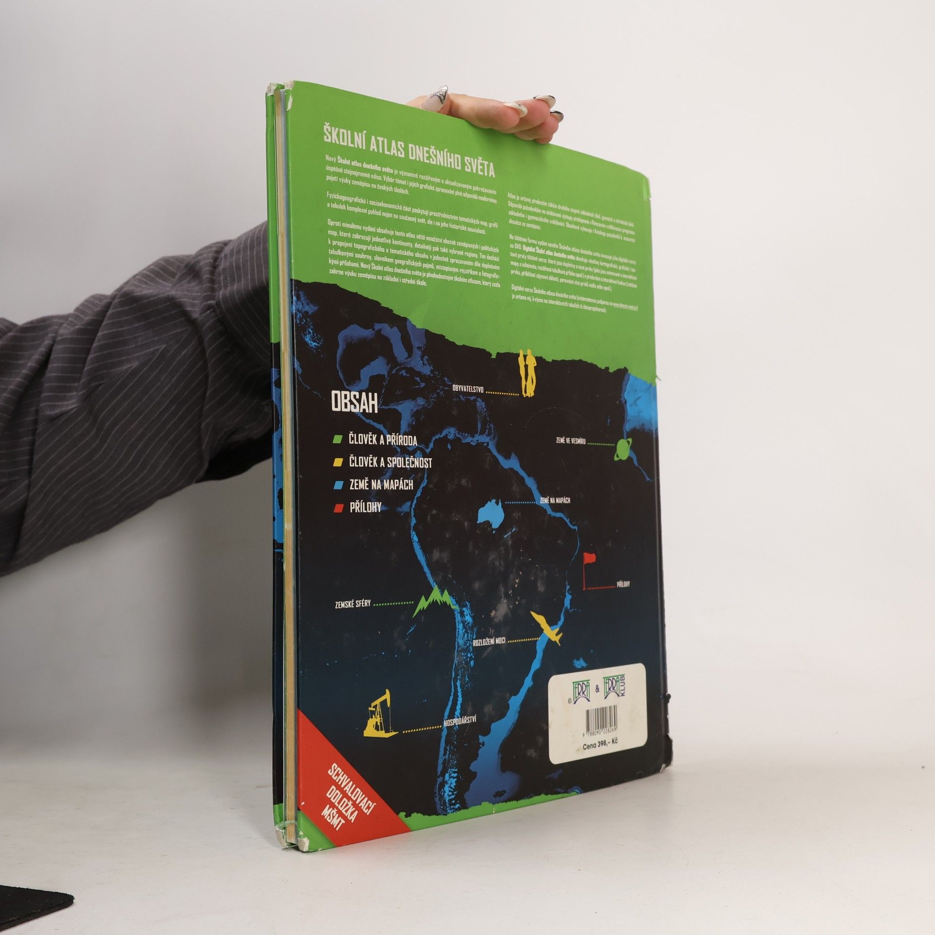 Martin Hanus Školní atlas dnešního světa