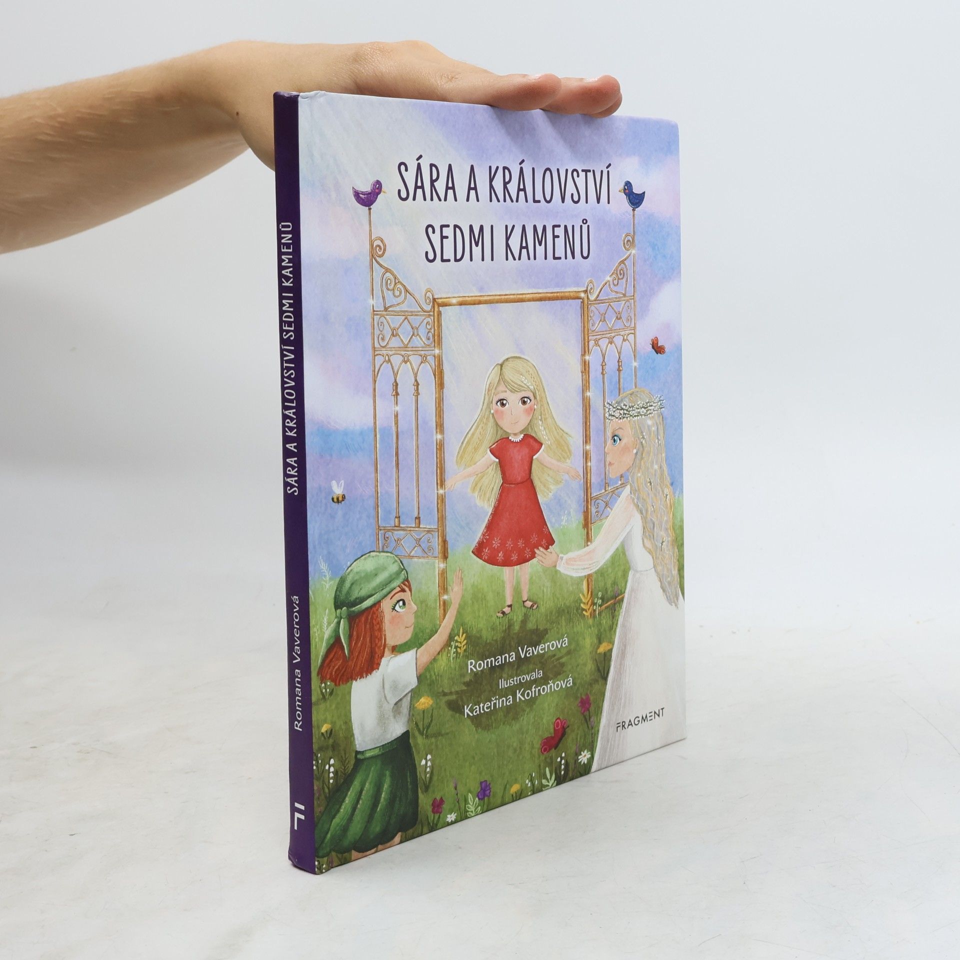 Romana Vaverová Sára a království sedmi kamenů