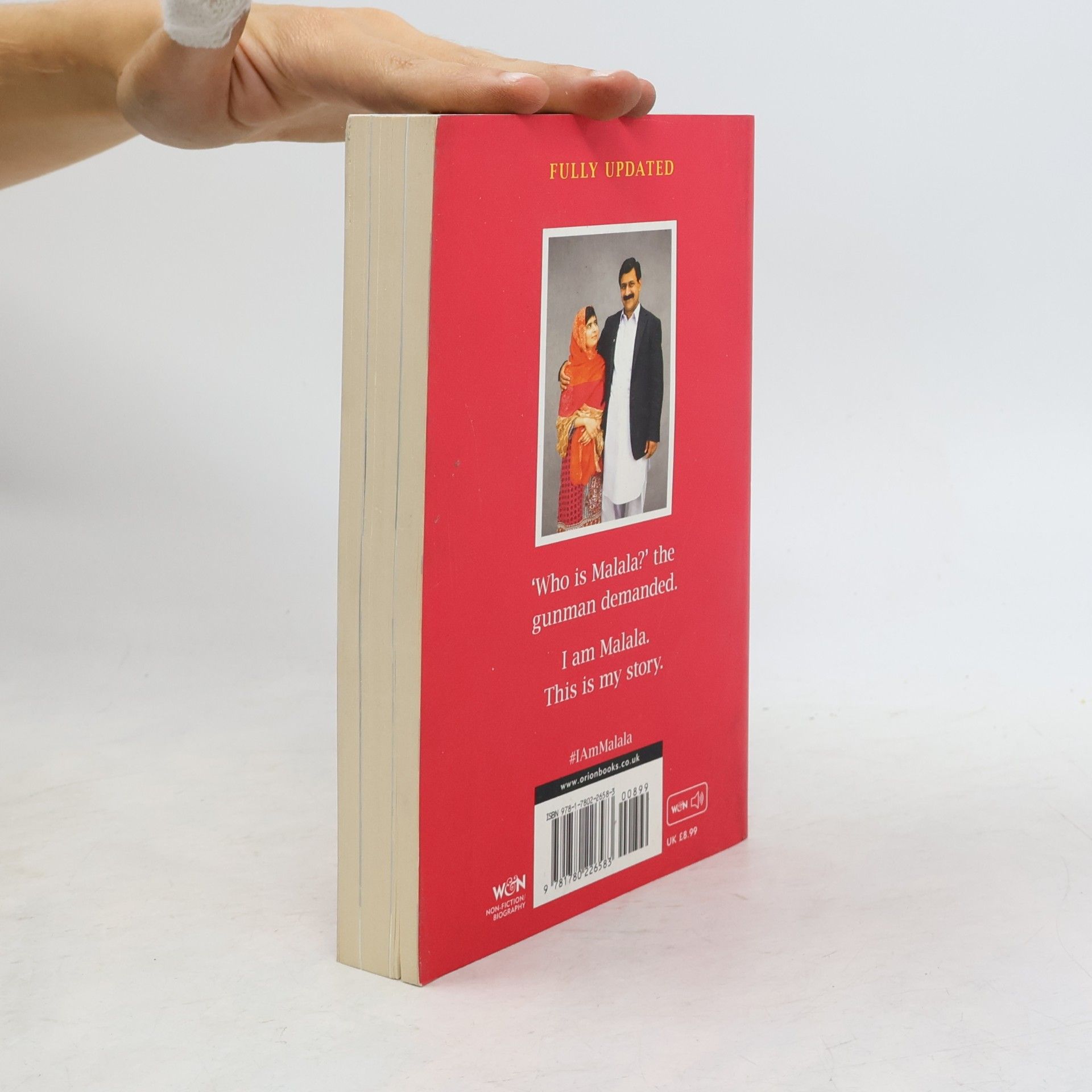 Malala Yousafzai I Am Malala: The Story of the Girl Who Stood Up for Education and was Shot by the Taliban
