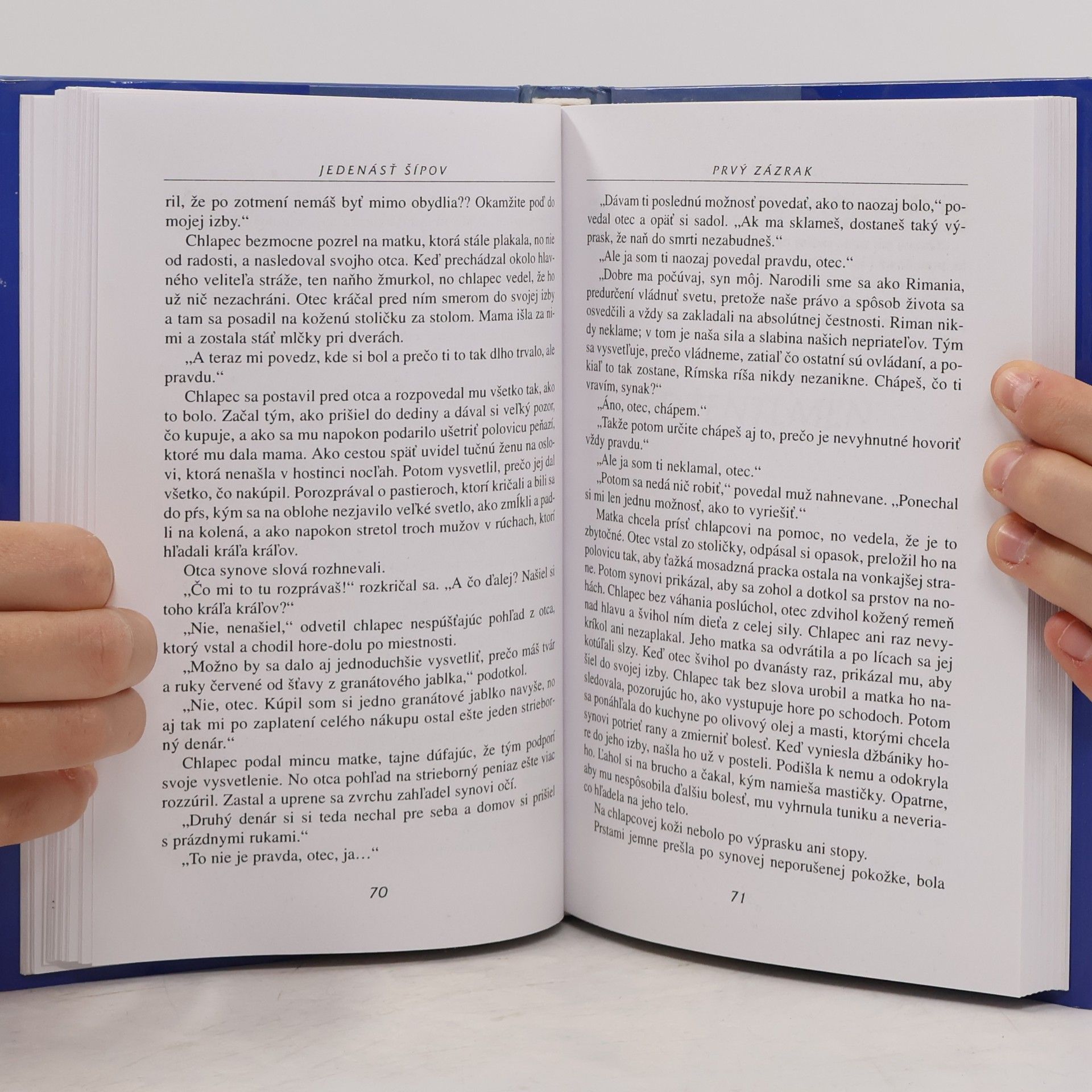 Jeffrey Archer Jedenásť šípov ... a každý triafa do čierneho