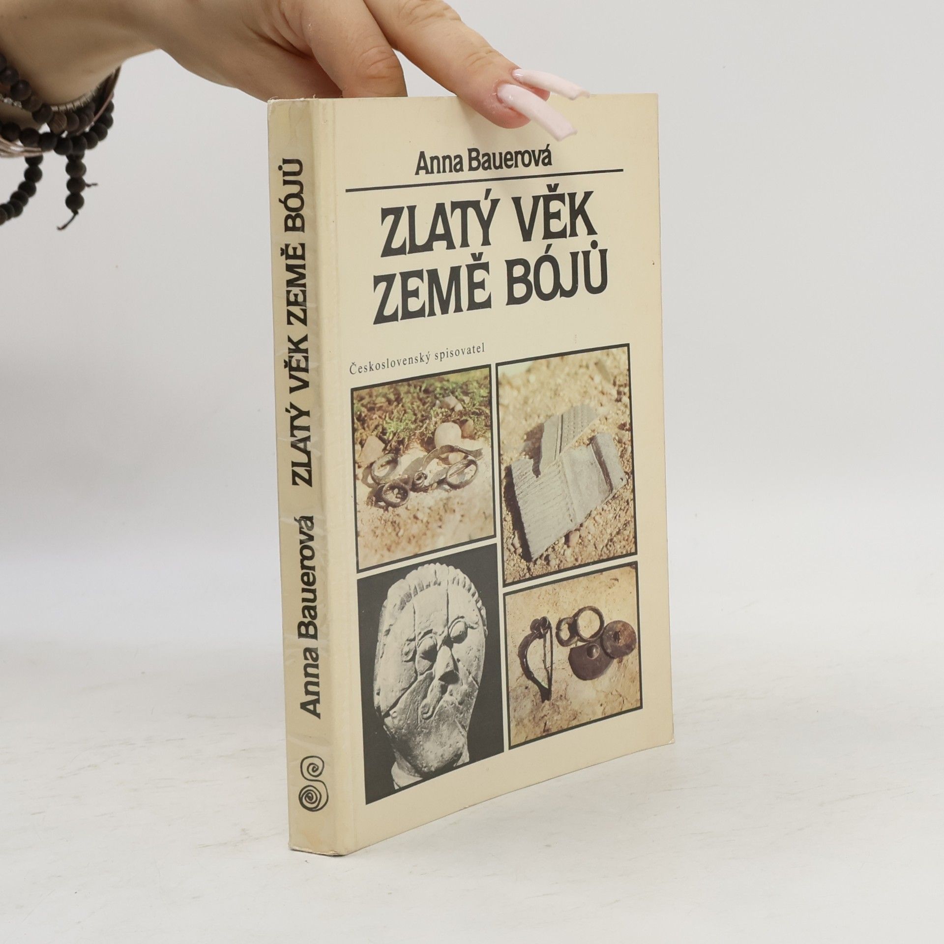 Anna Bauer Zlatý věk země Bójů