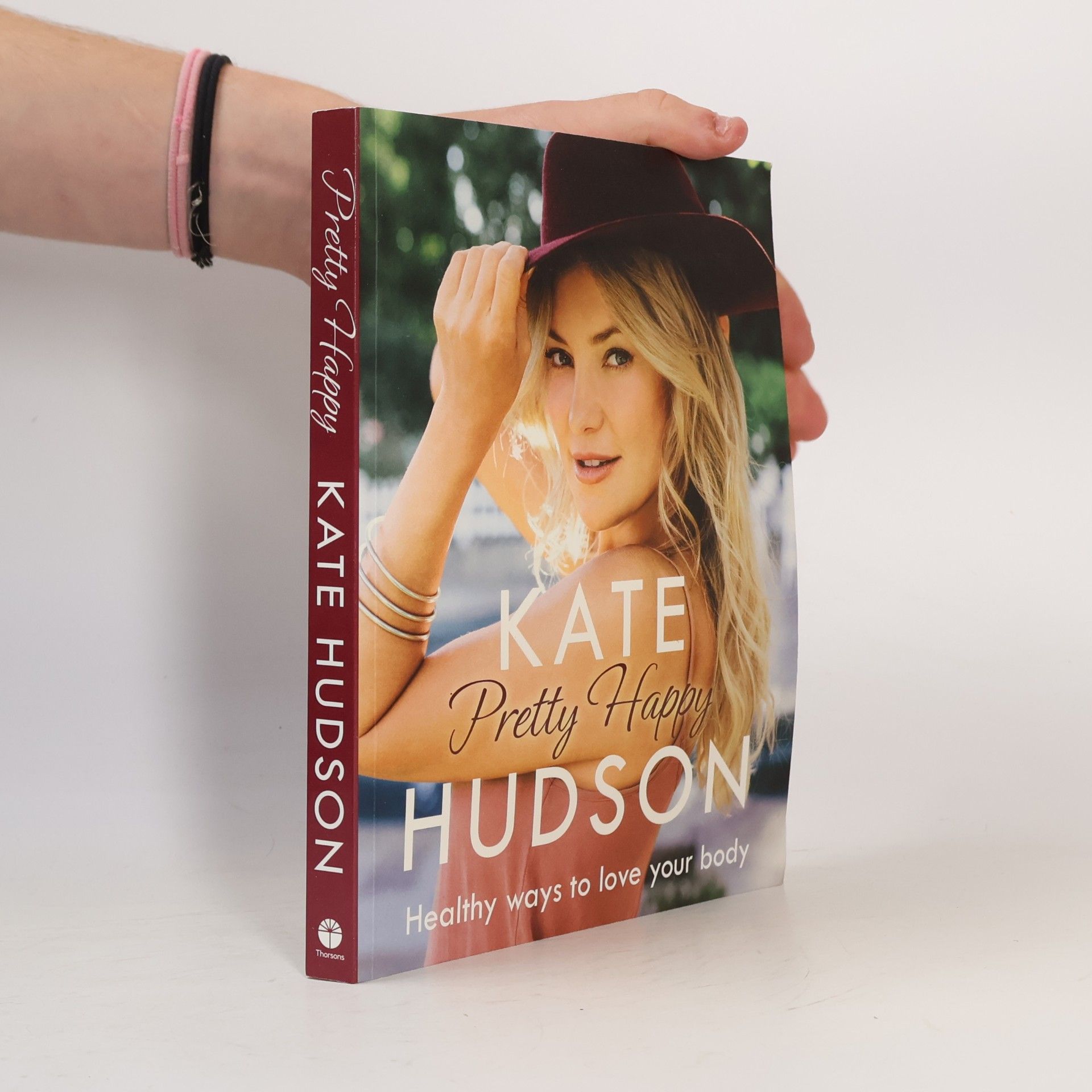 Kate Hudson Pretty happy. Healthy ways to love your body