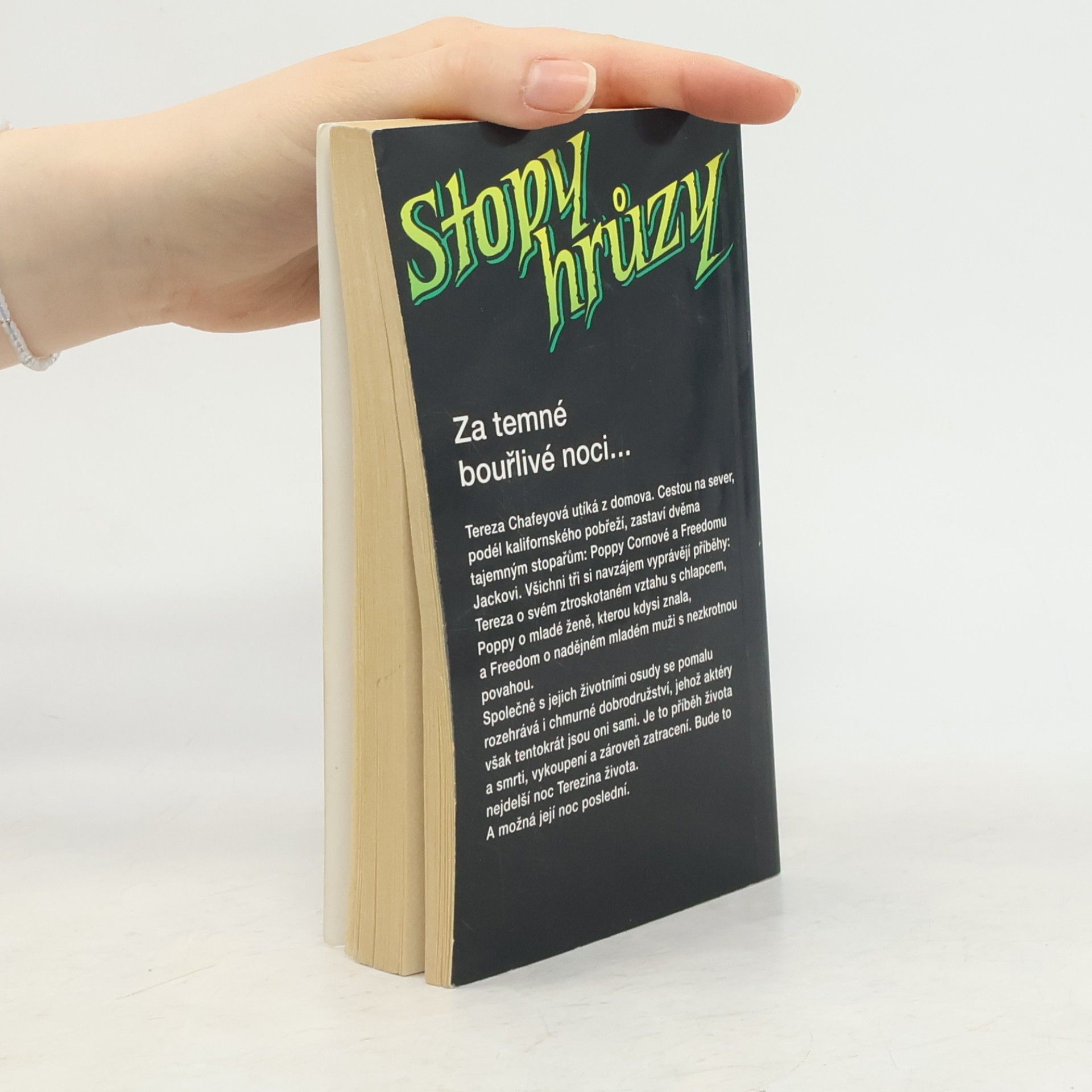 Christopher Pike Cesta do neznáma. Stopy hrůzy 44