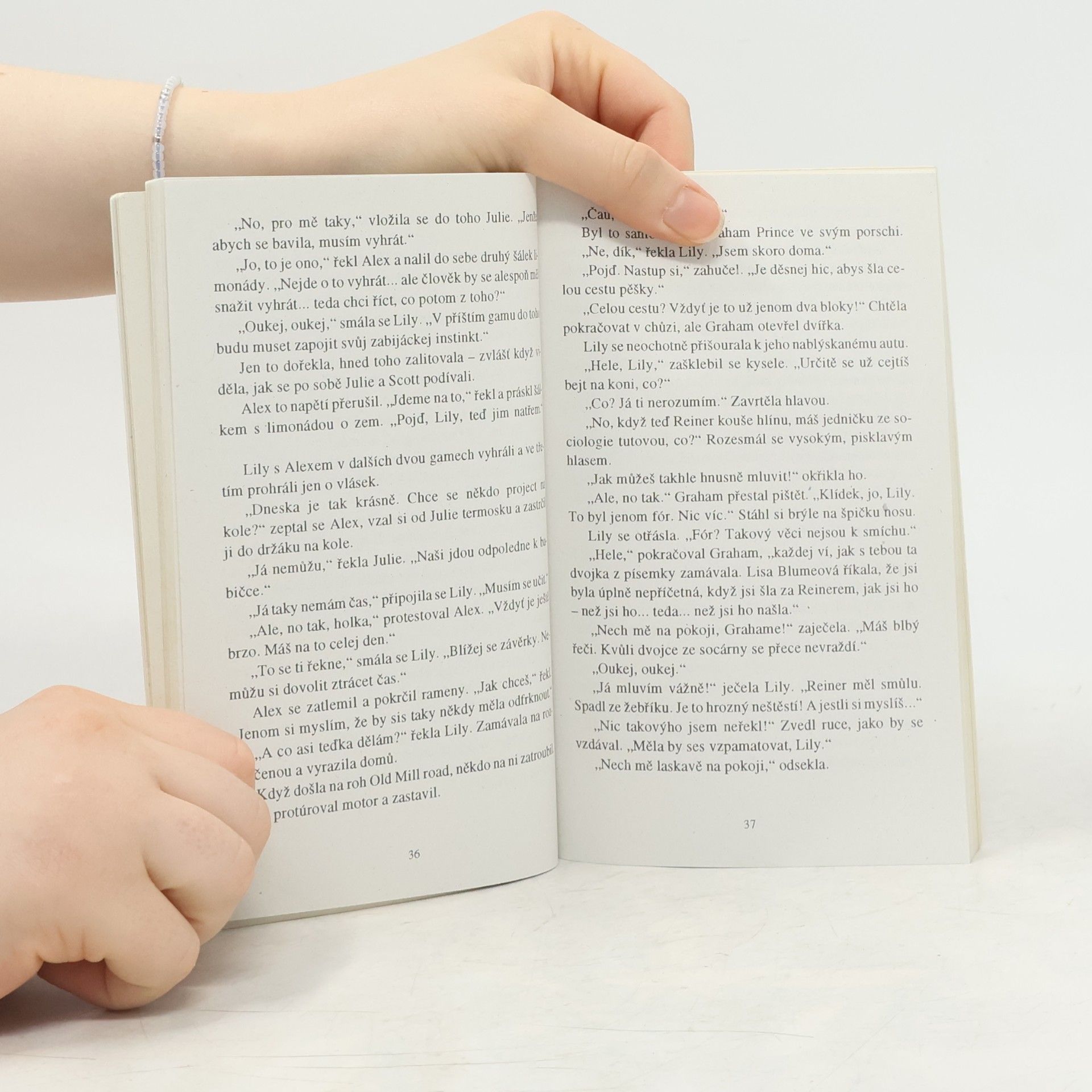 R. L. Stine Vražda před maturitou. Stopy hrůzy 74