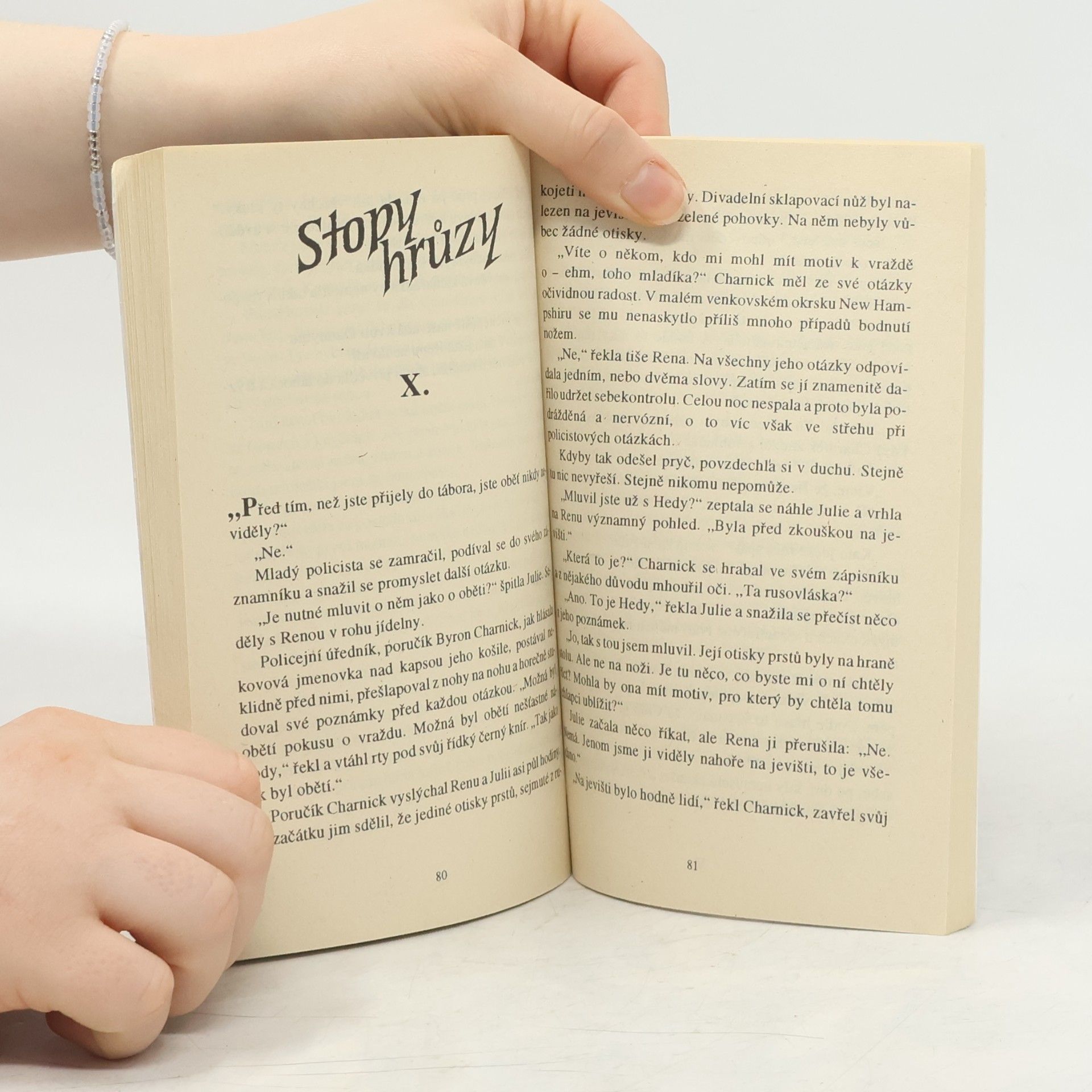 R. L. Stine Stopy hrůzy 50: Za oponou