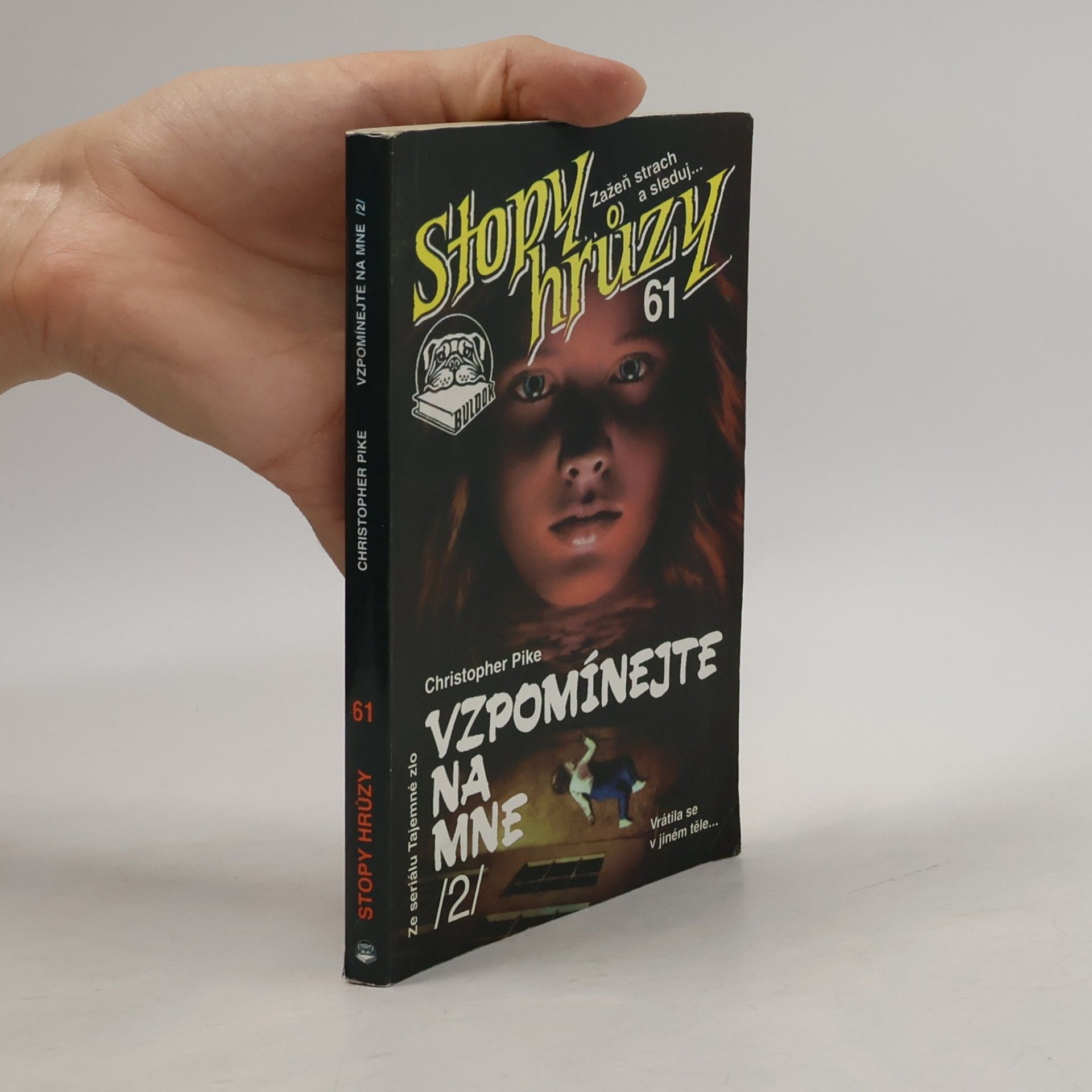 Christopher Pike Vzpomínejte na mne. 2