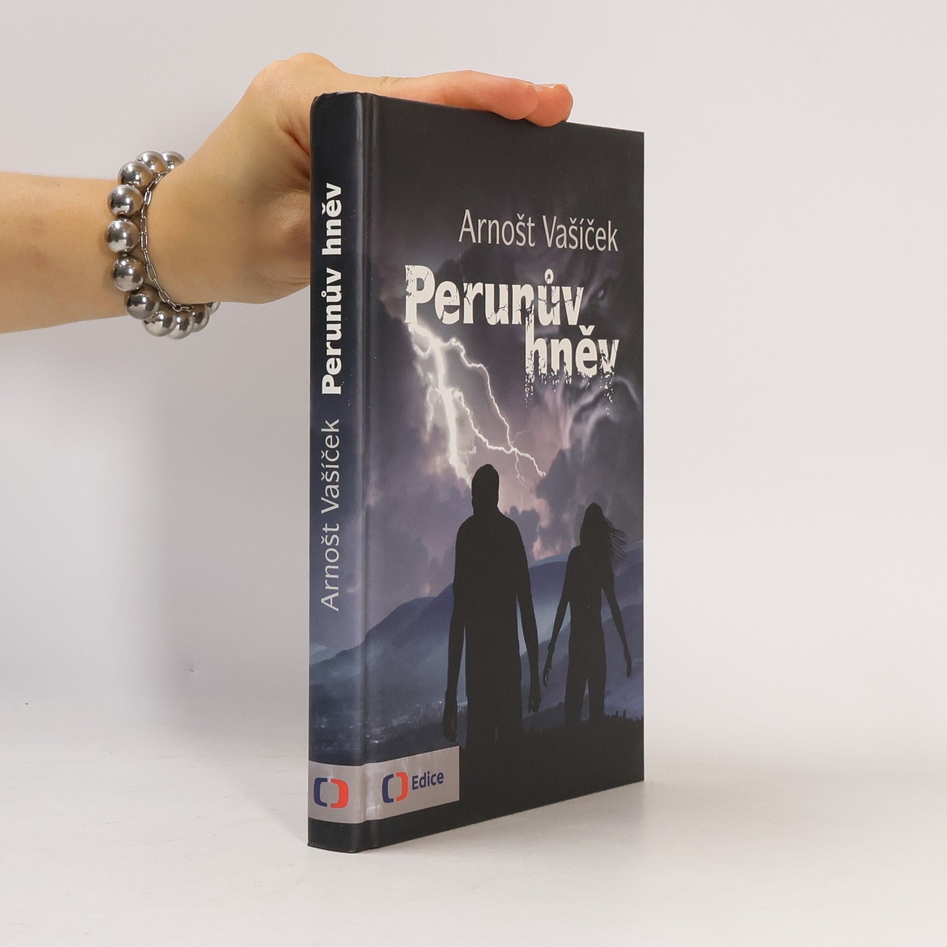 Arnošt Vašíček Perunův hněv