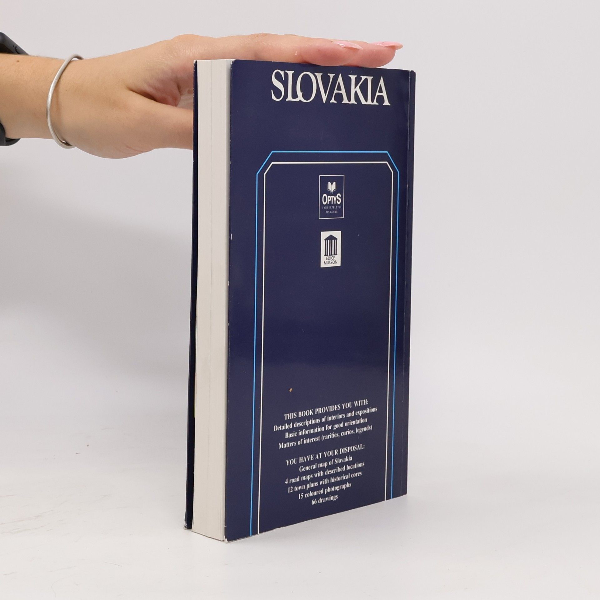 Vladimír Tkáč Slovakia, Country of Cultural Treasures : guidebook