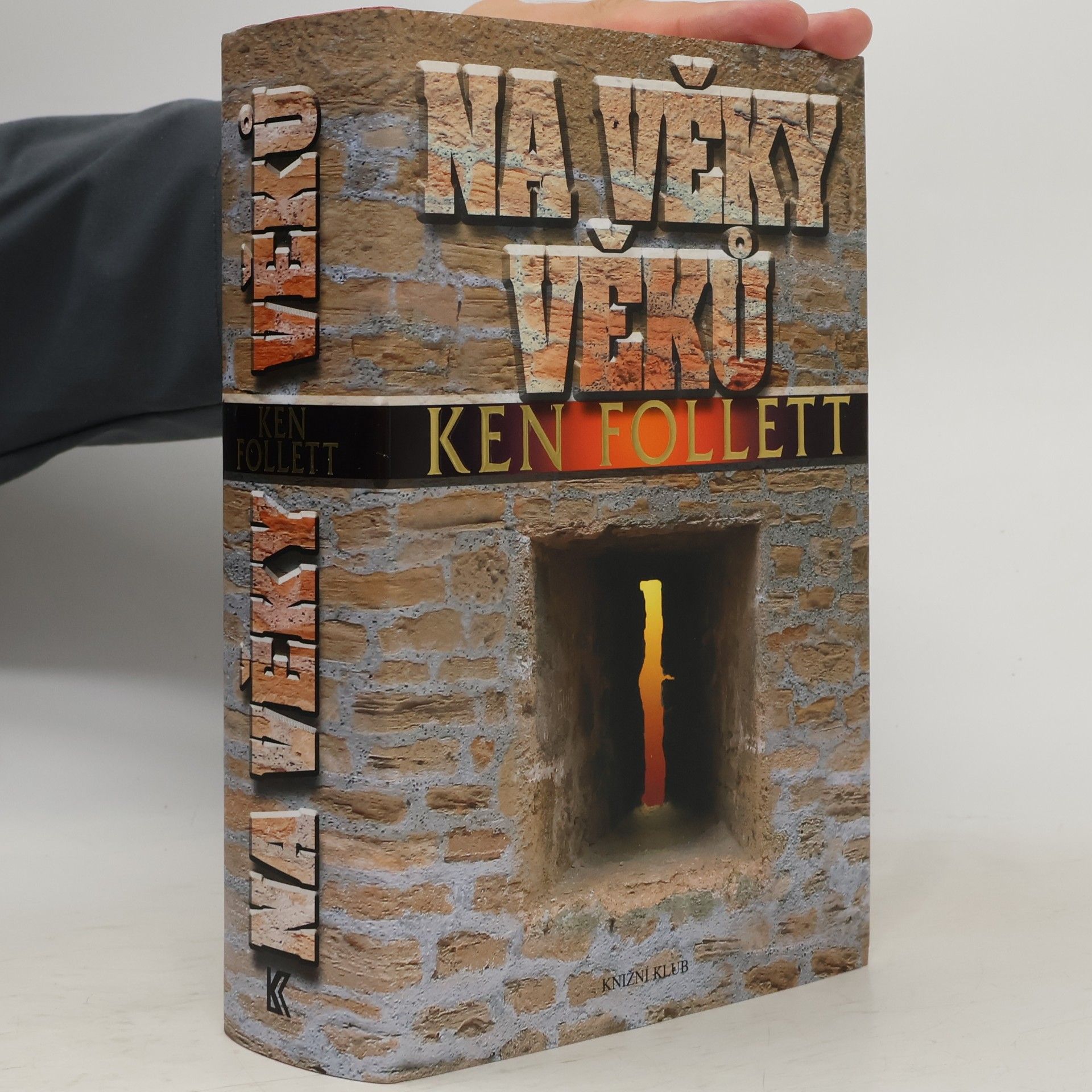 Ken Follett Na věky věků