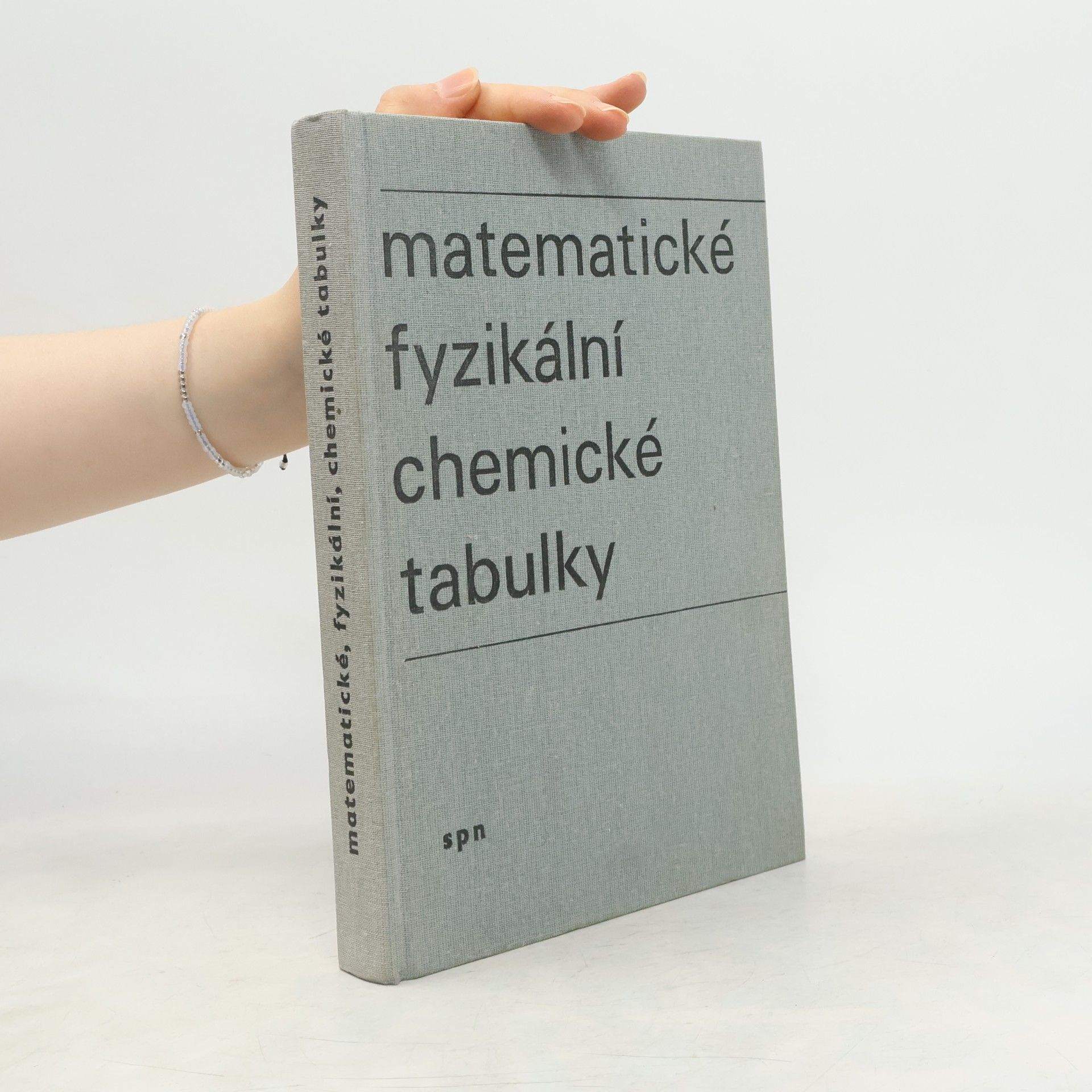 Jiří Mikulčák Matematické, fyzikální, chemické tabulky pro střední školy