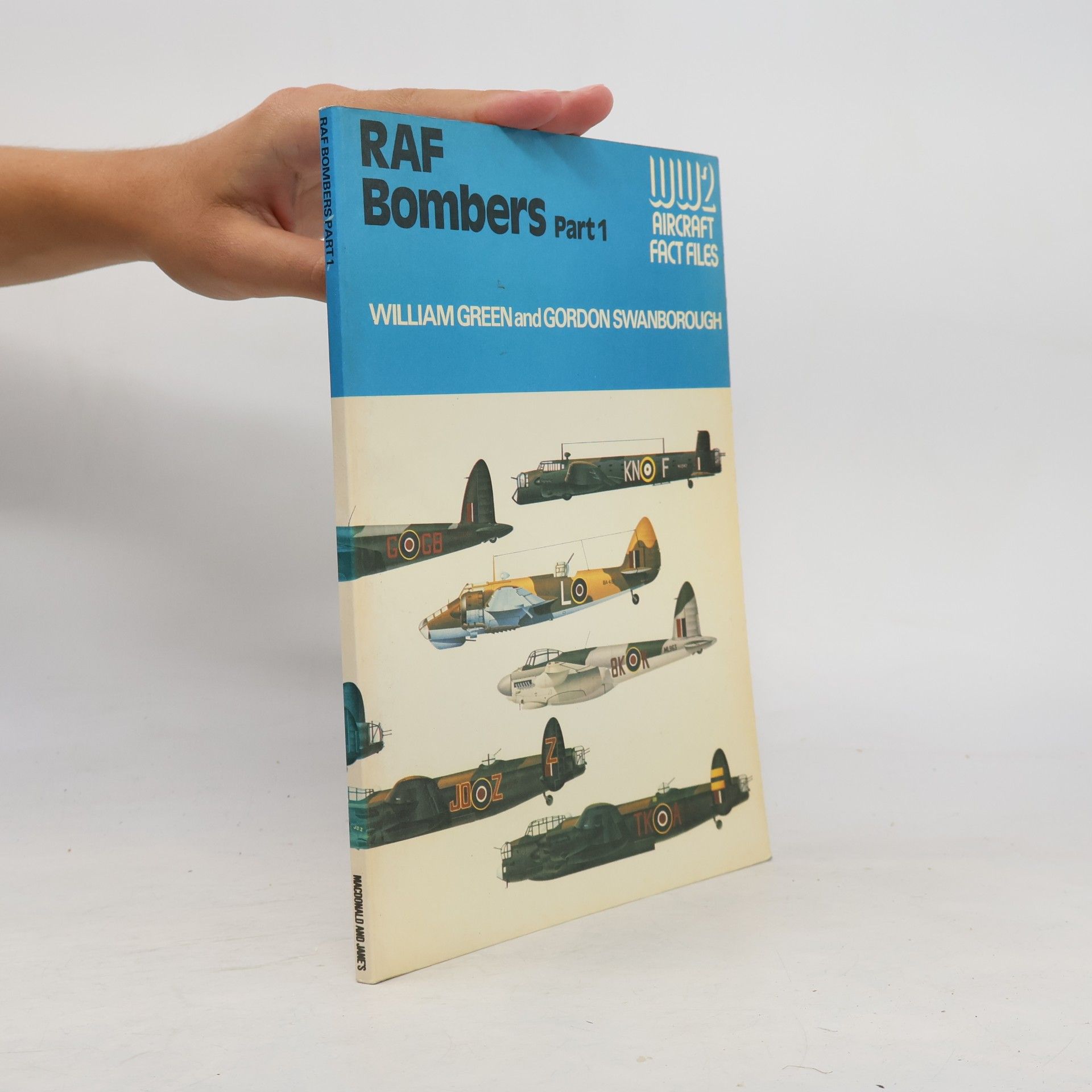 Gordon Swanborough WW2 Aircraft Fact Files: RAF Bombers, Part 1