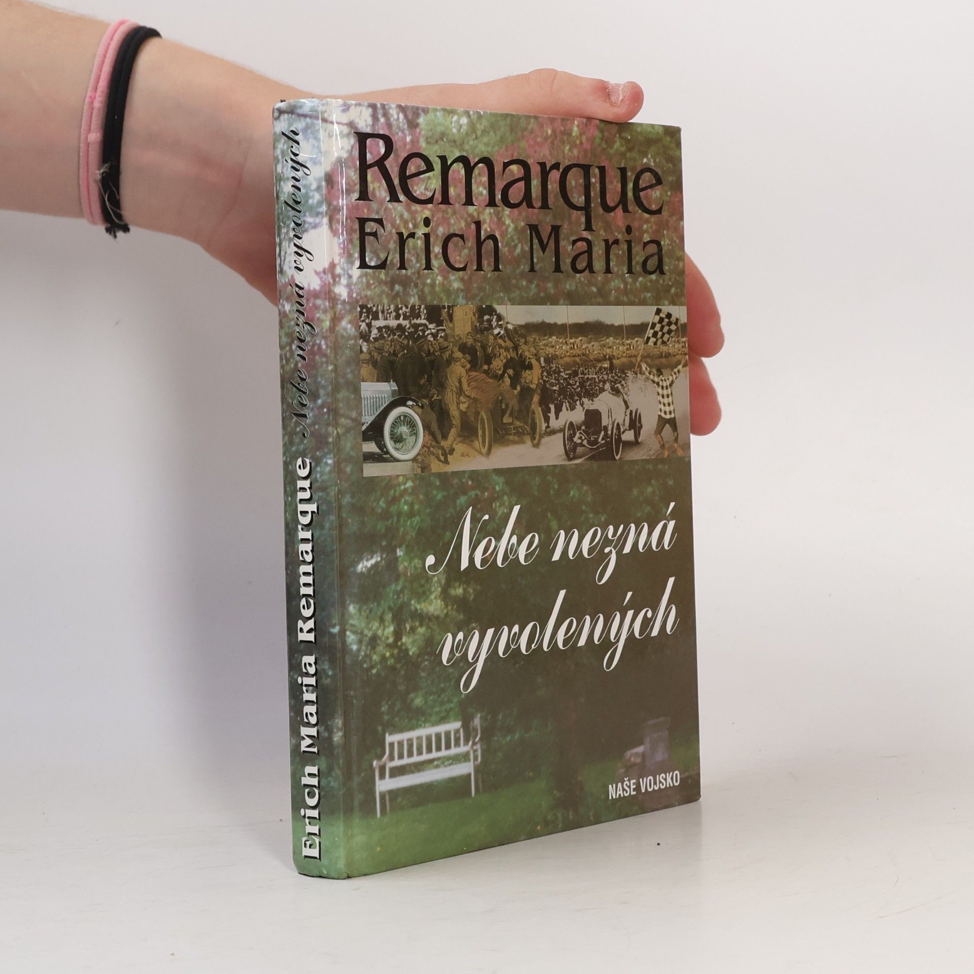 Erich Maria Remarque Nebe nezná vyvolených