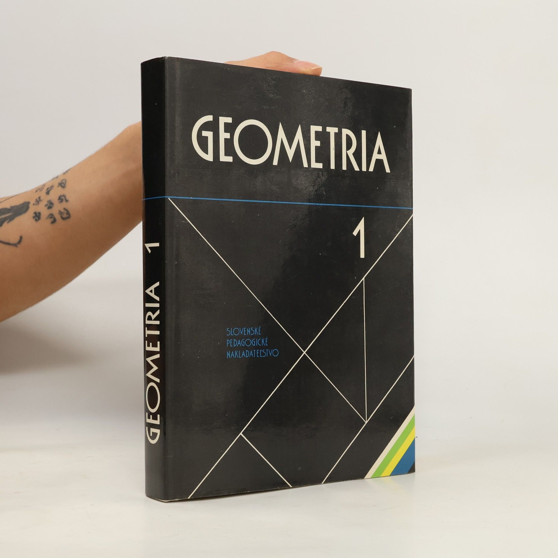 Geometria pre študentov matematiky učiteľského štúdia na univerzitách a pedagogických fakultách. 1