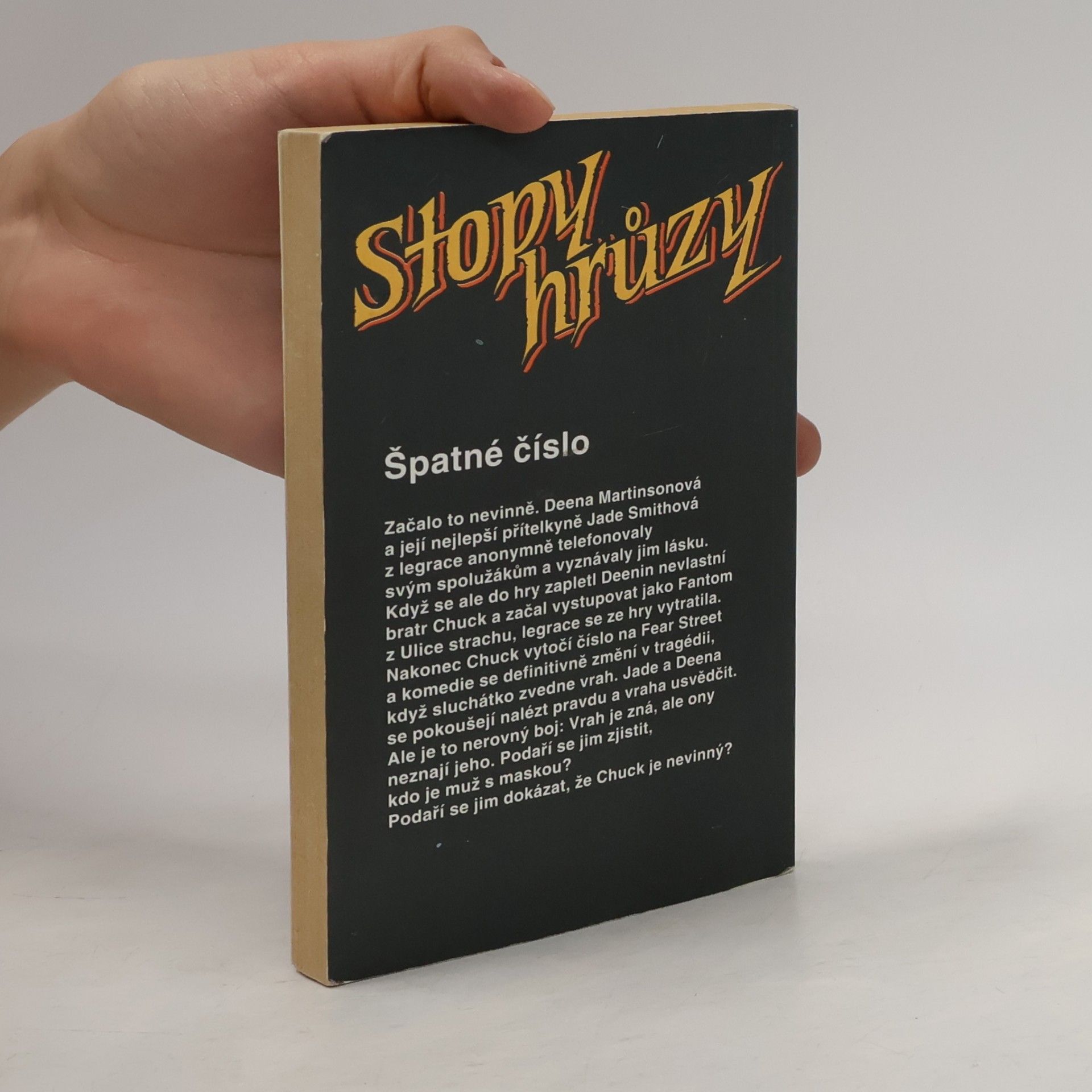 R. L. Stine Haló, tady fantom!
