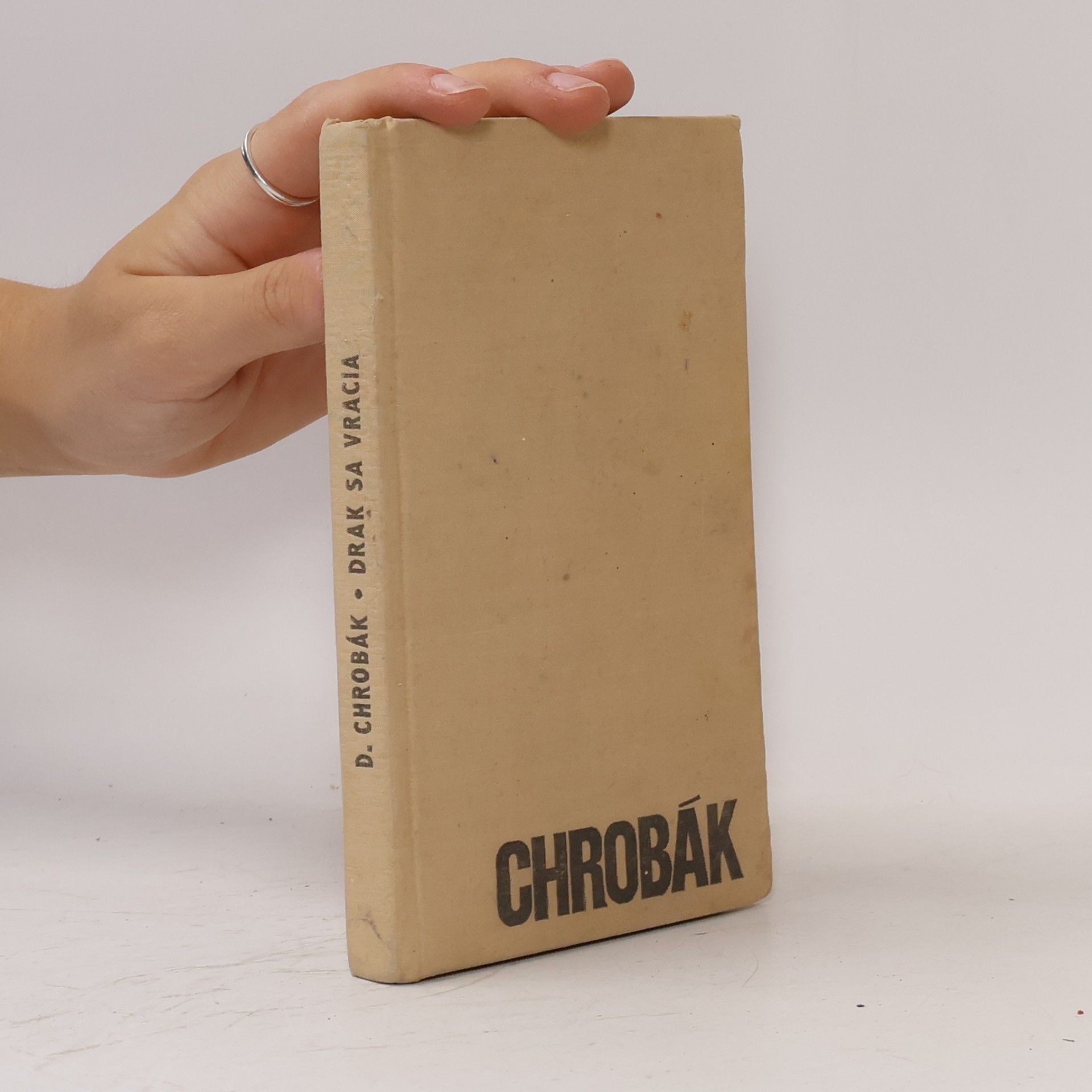 Dobroslav Chrobák Drak sa vracia