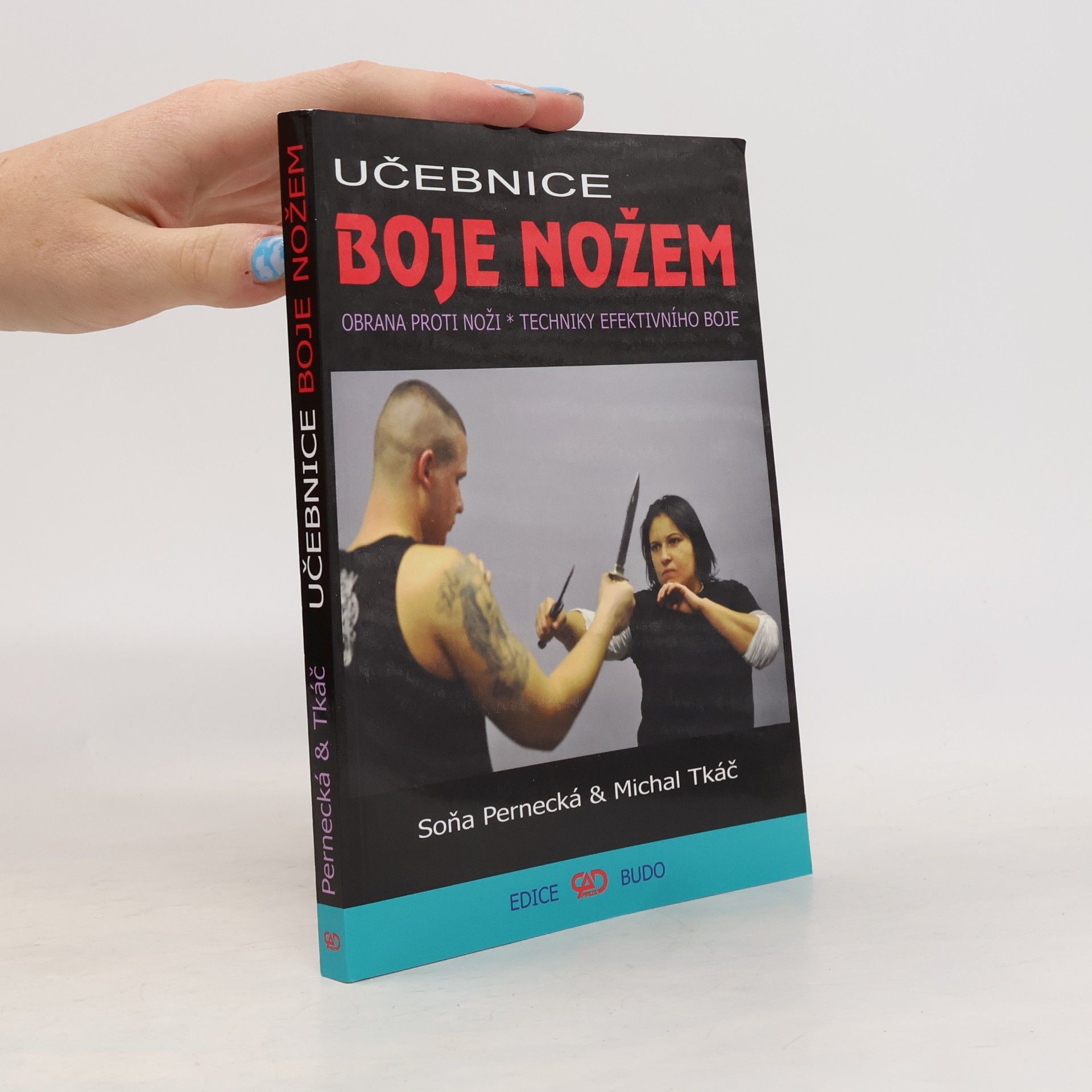Soňa Pernecká Učebnice boje nožem