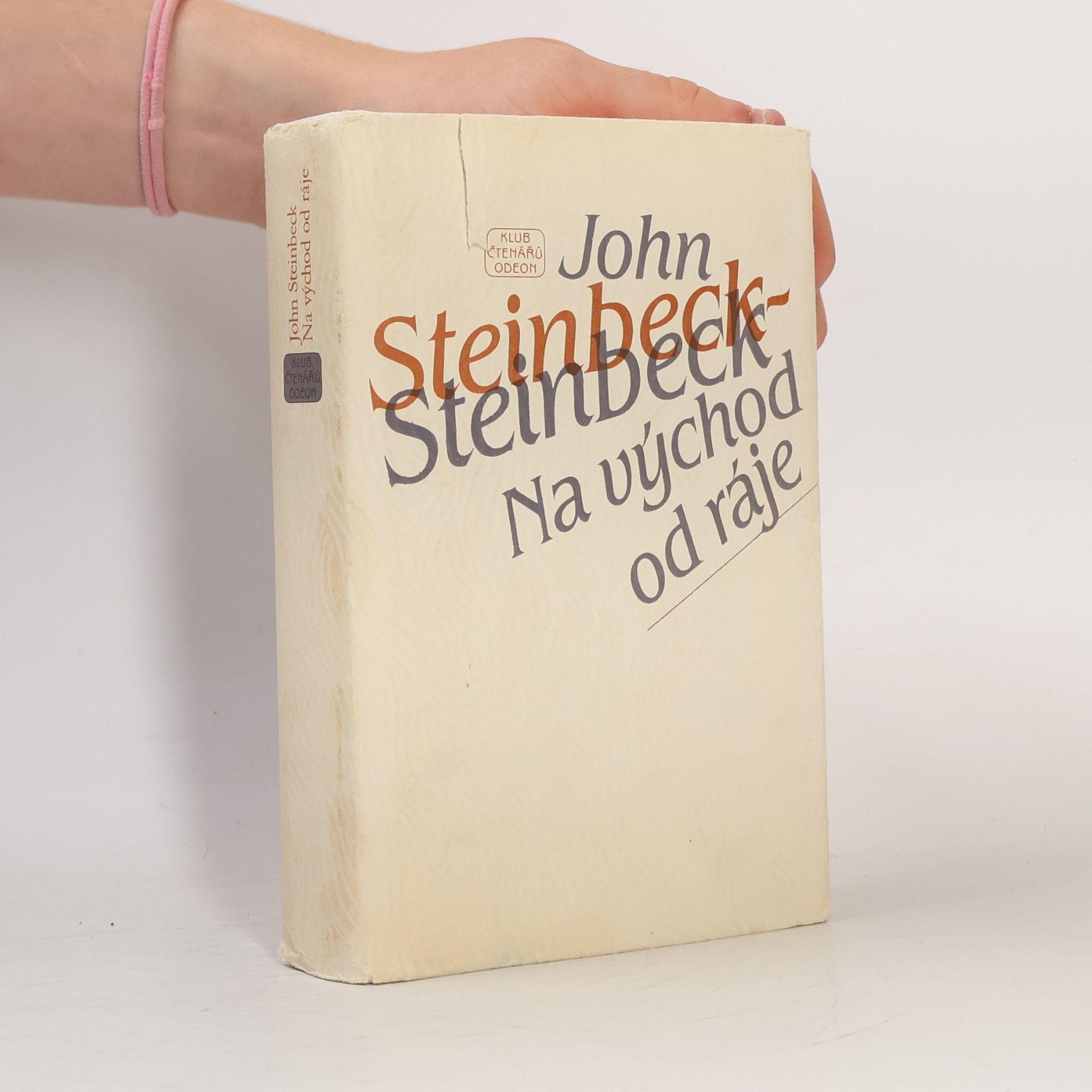 John Steinbeck Na východ od ráje