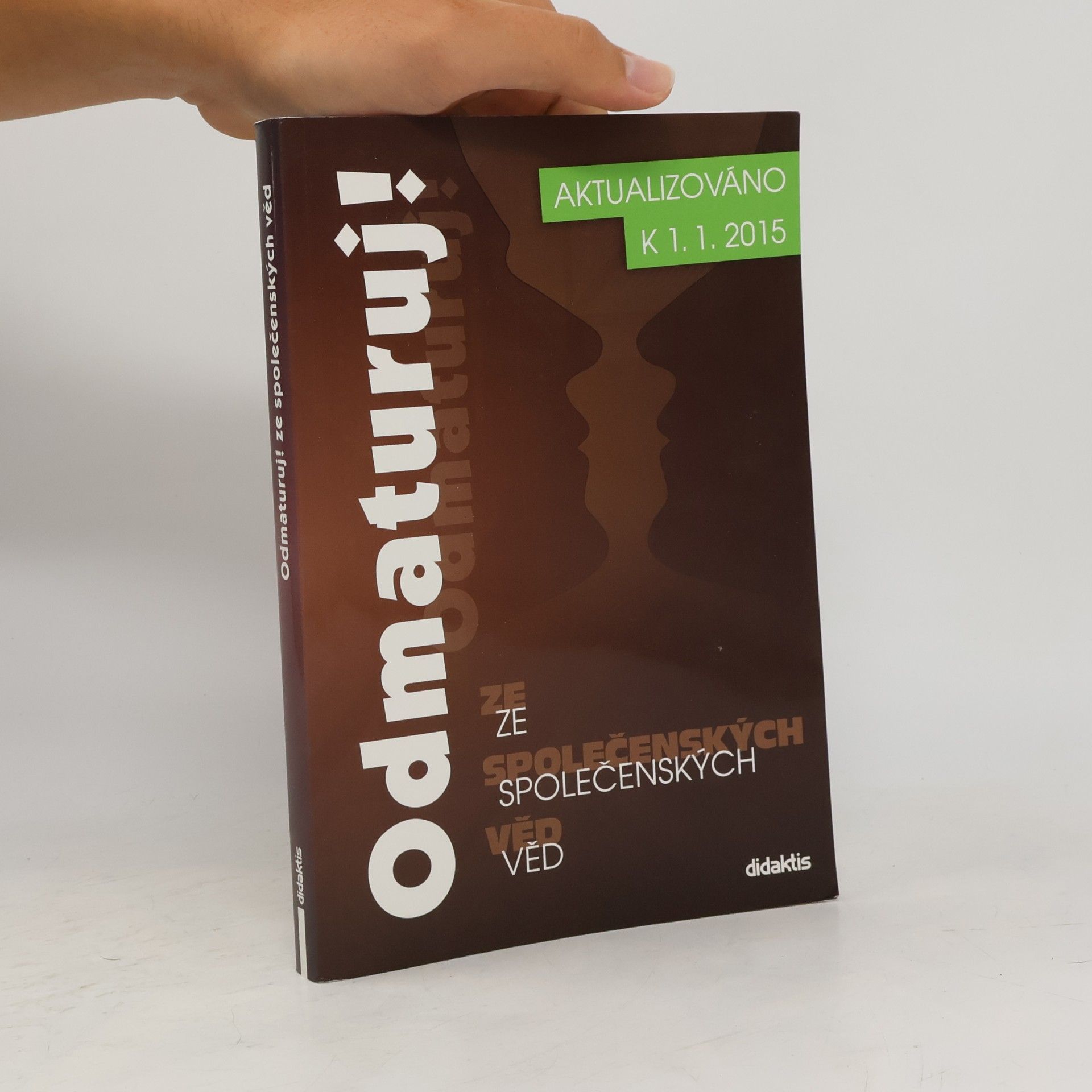 Kolektív autorov Odmaturuj! ze společenských věd