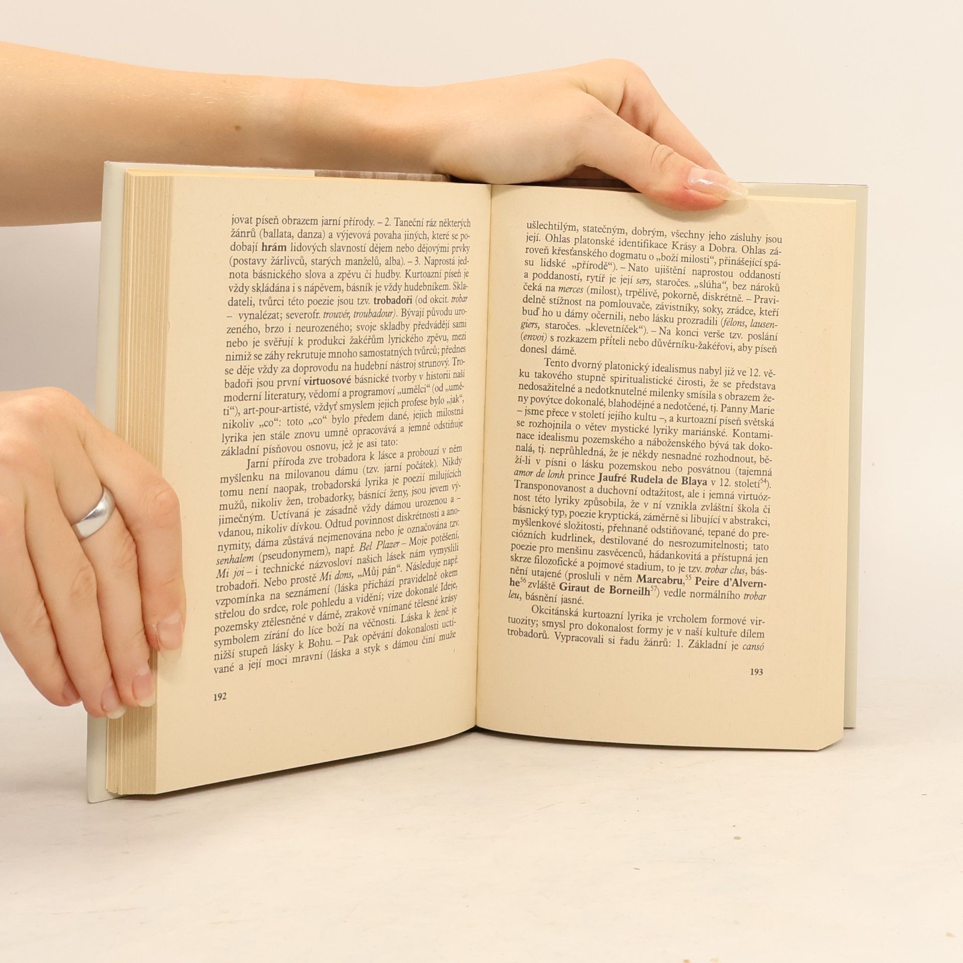 Václav Černý Soustavný přehled obecných dějin literatury naší vzdělanosti I. : Středověk
