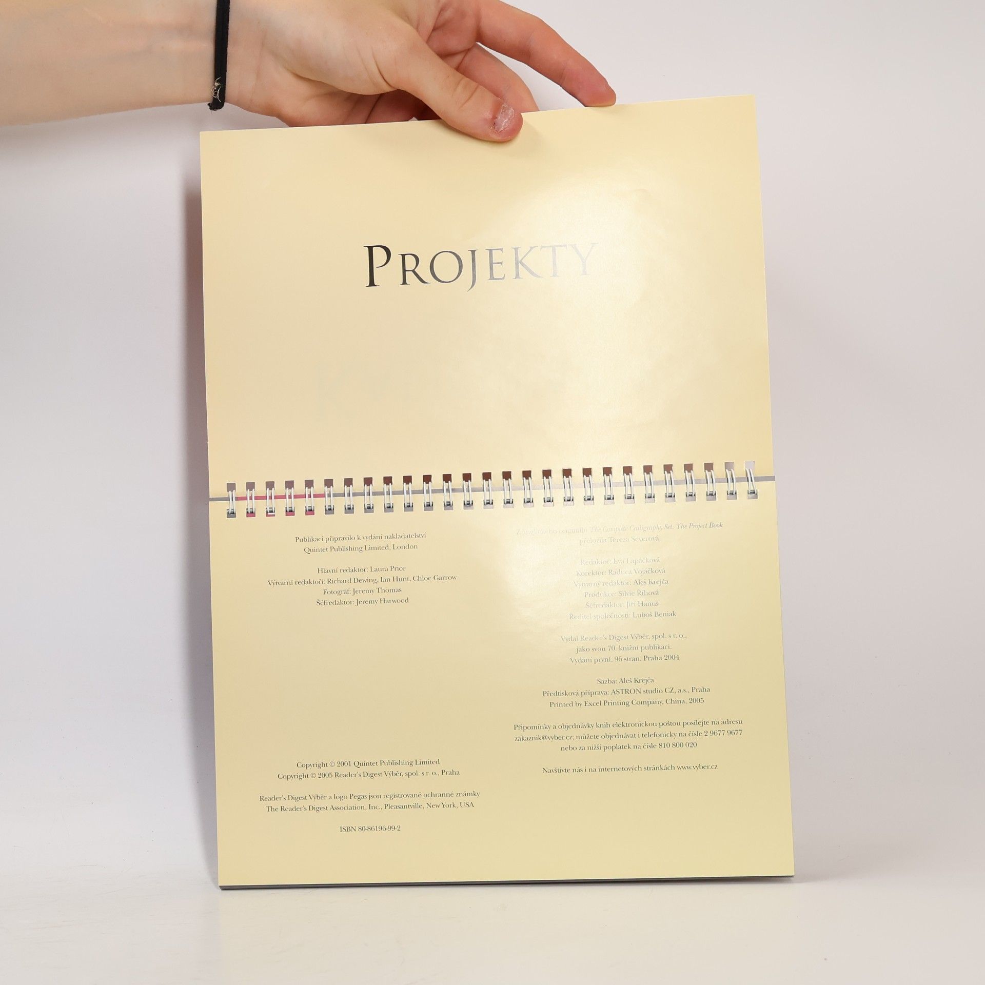 Ann Bowen Kaligrafie. Techniky, pomůcky a projekty k dokonalému zvládnutí kaligrafie