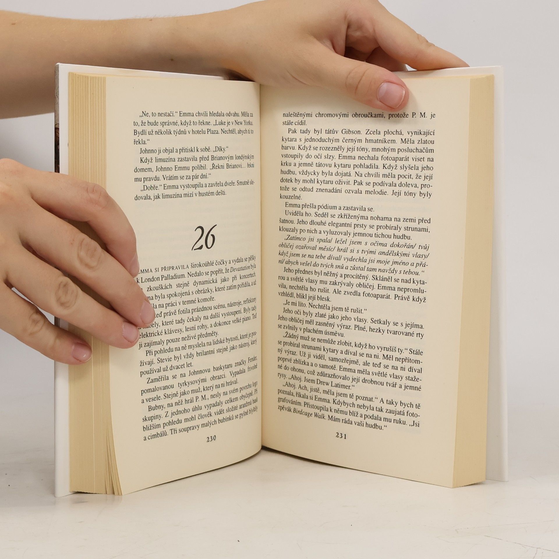Nora Roberts Veřejná tajemství