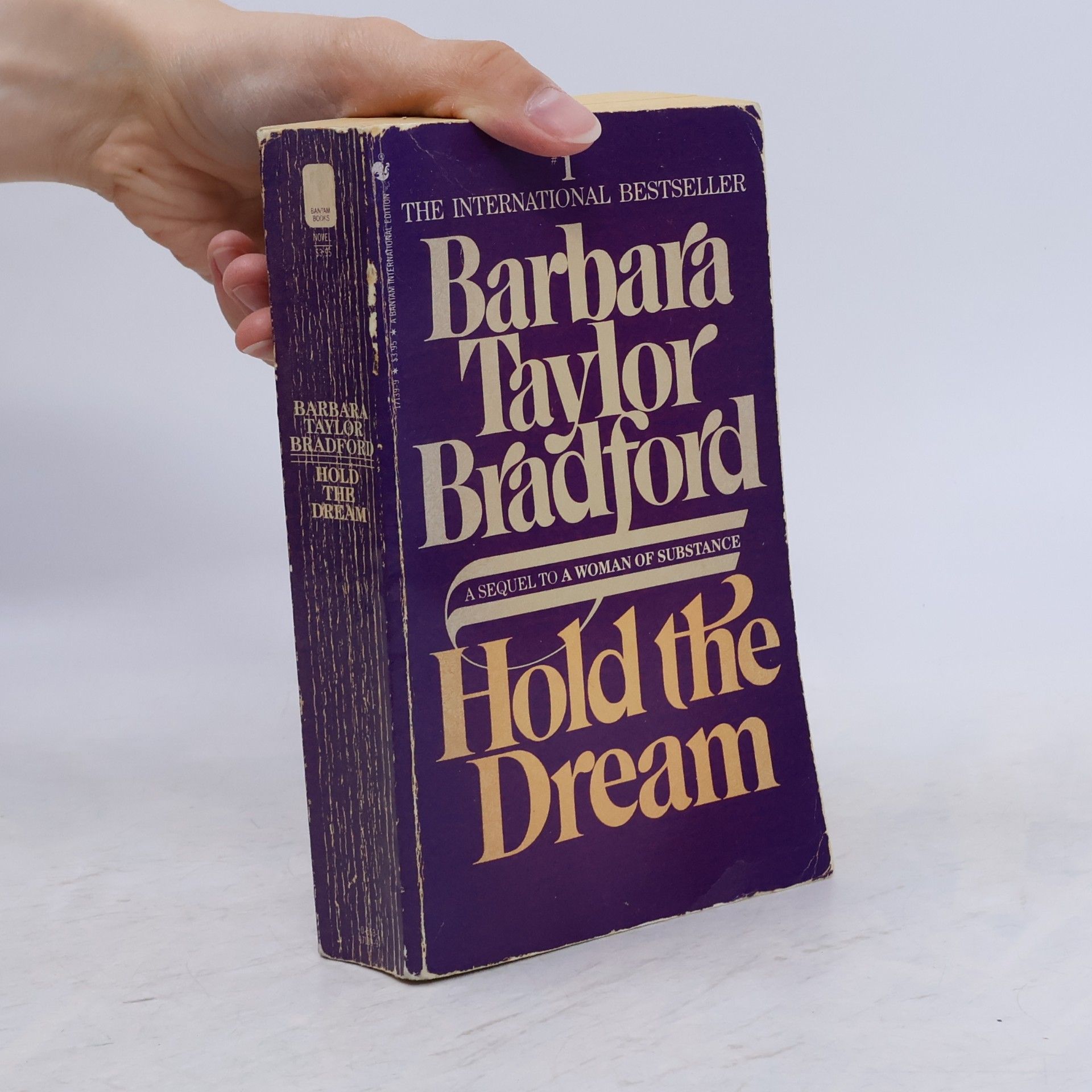 Barbara Taylor Bradford Hold The Dream