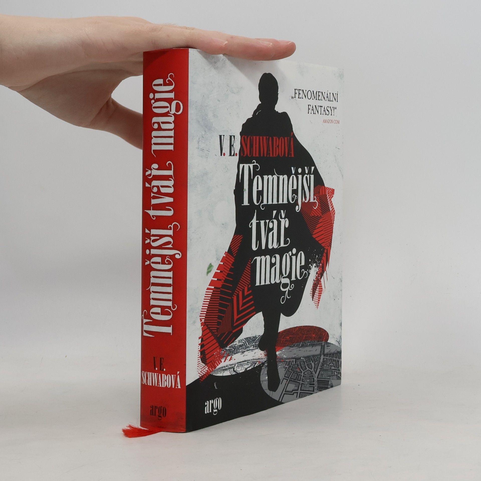 Victoria Schwab Temnější tvář magie